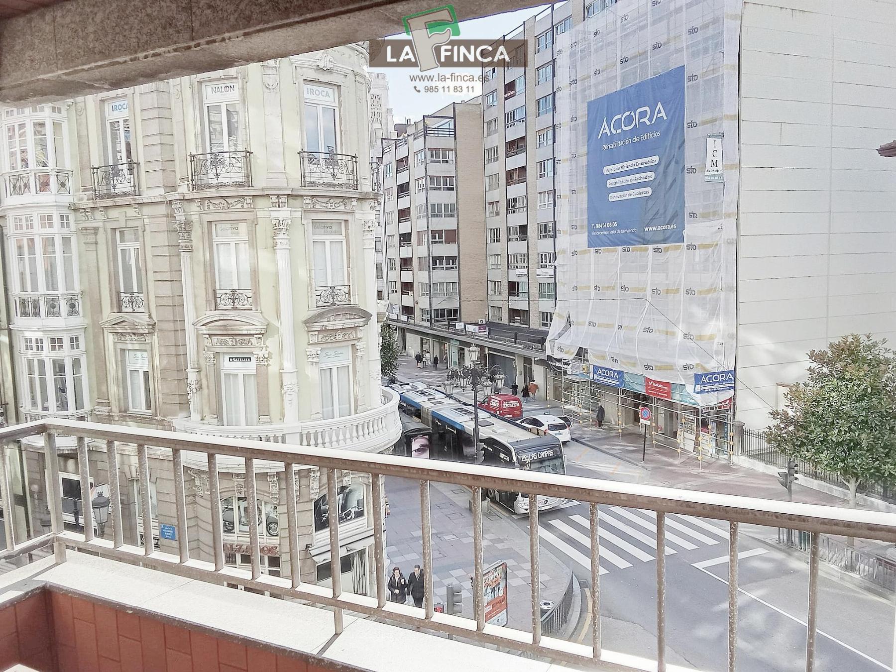 For rent of apartment in Oviedo