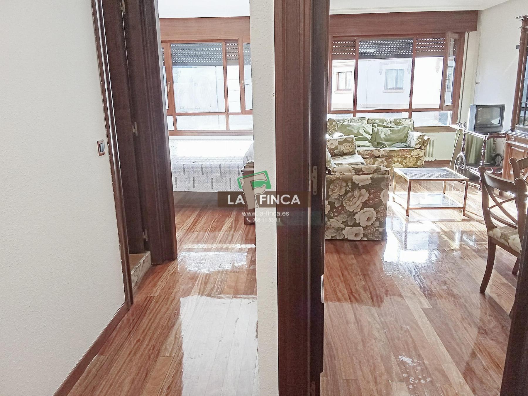 For rent of apartment in Oviedo