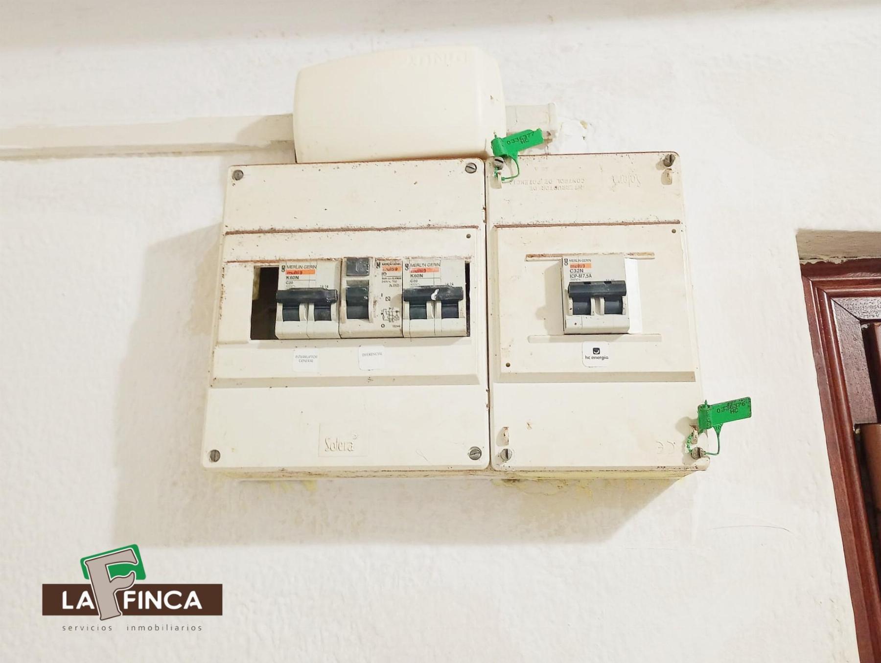 For sale of flat in Lugo de Llanera