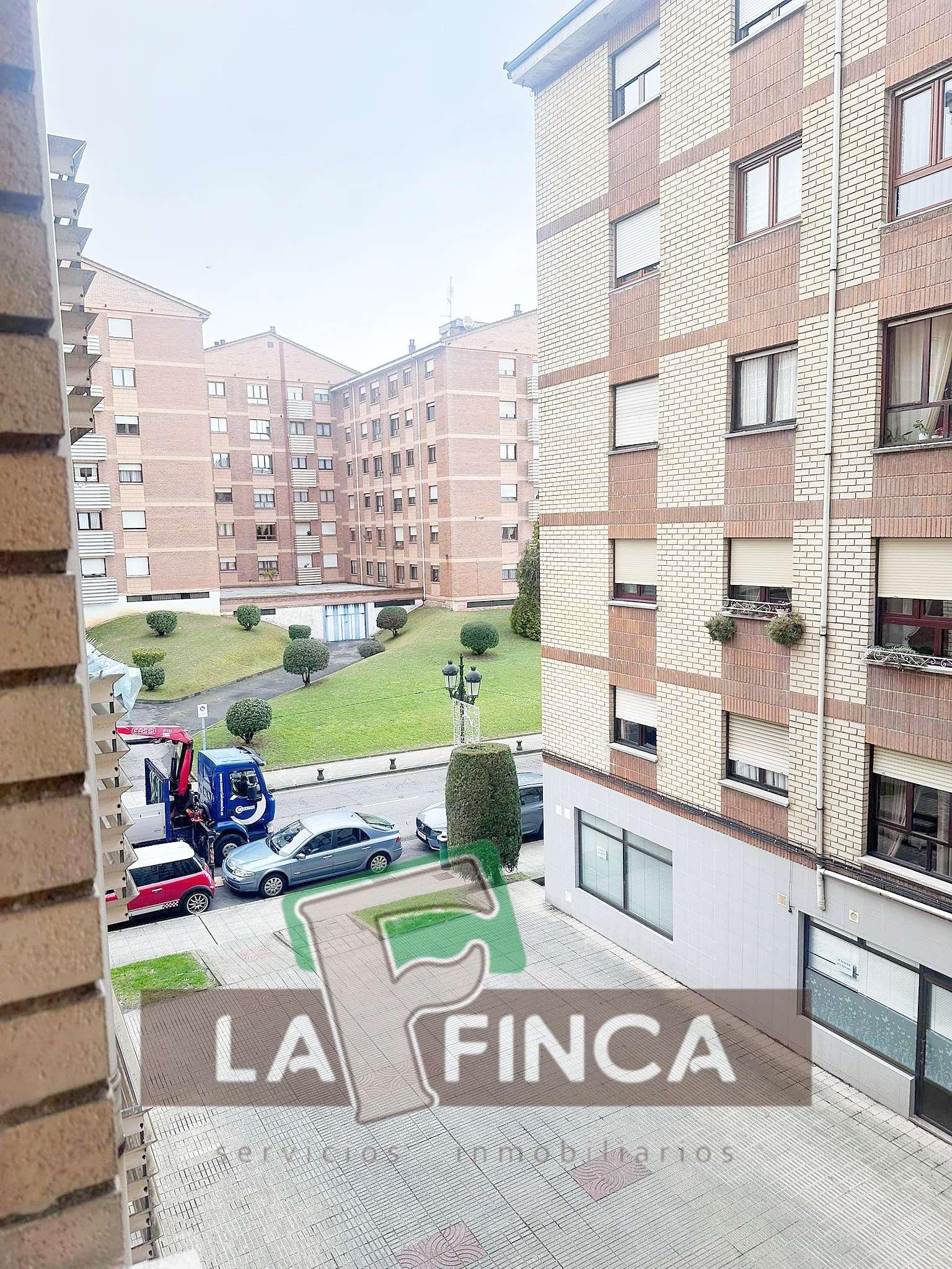 For sale of flat in Oviedo