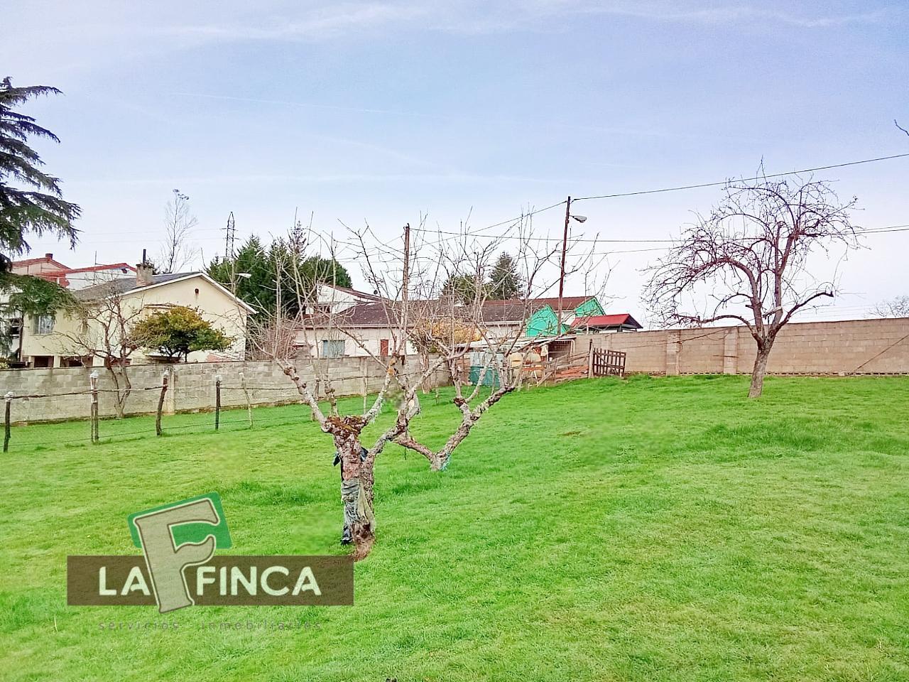 Venta de terreno en Oviedo