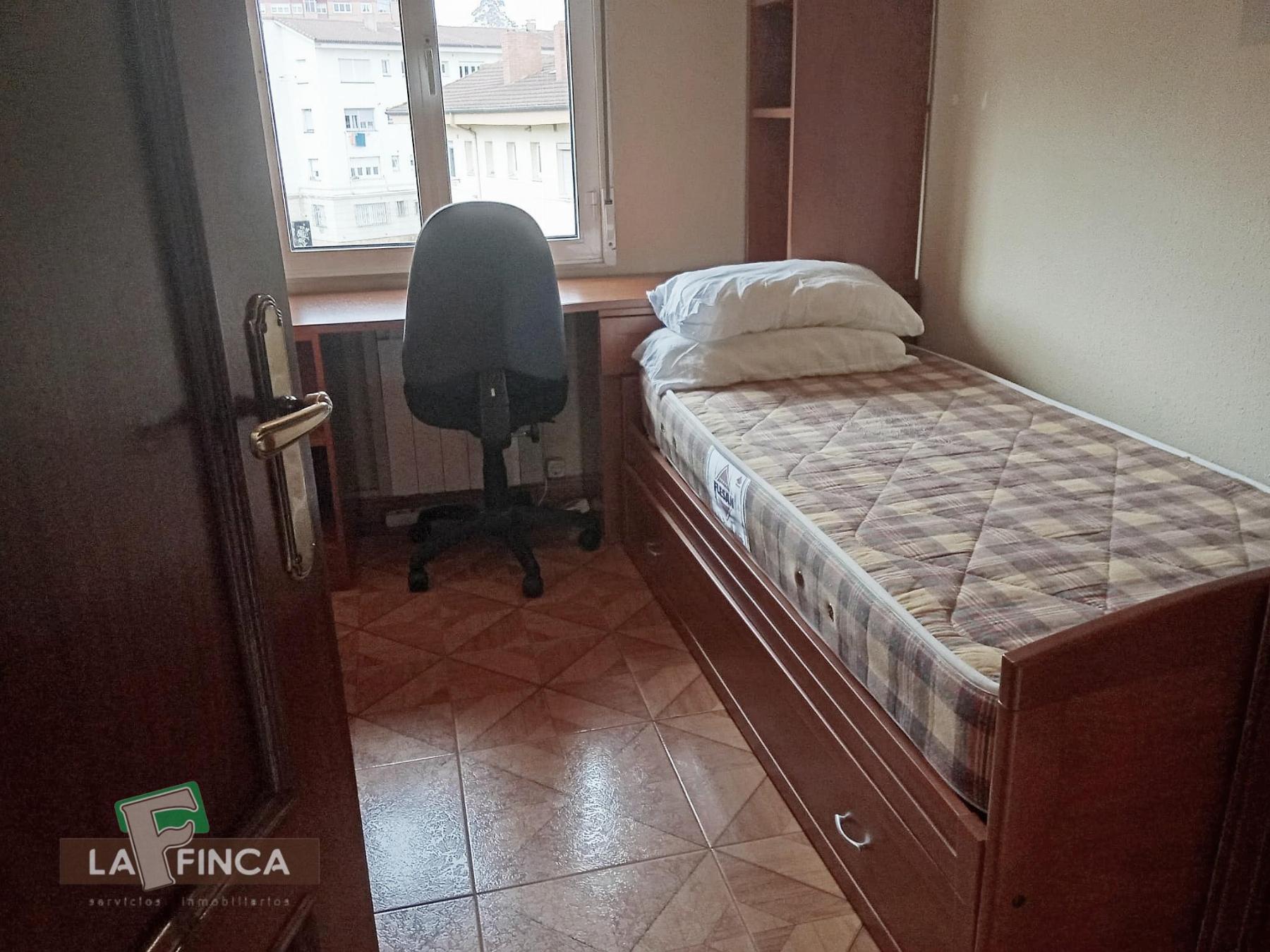 For sale of flat in Oviedo