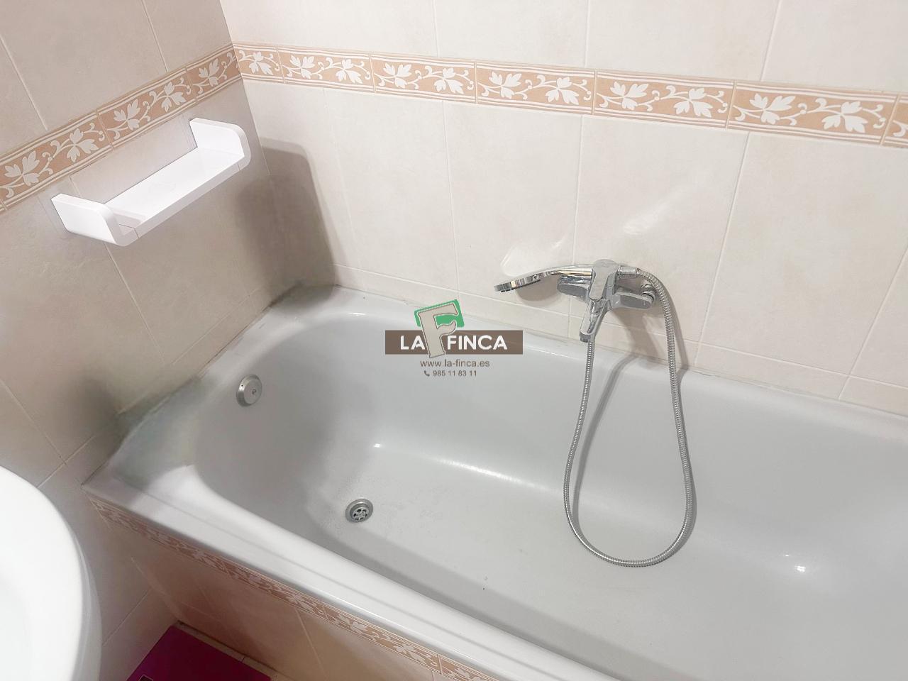 For sale of flat in Oviedo