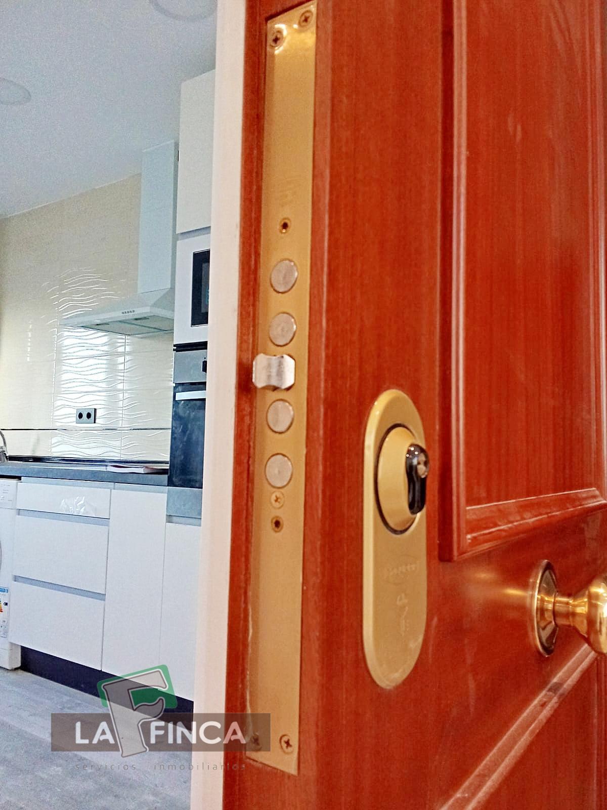 For sale of flat in Avilés Concejo