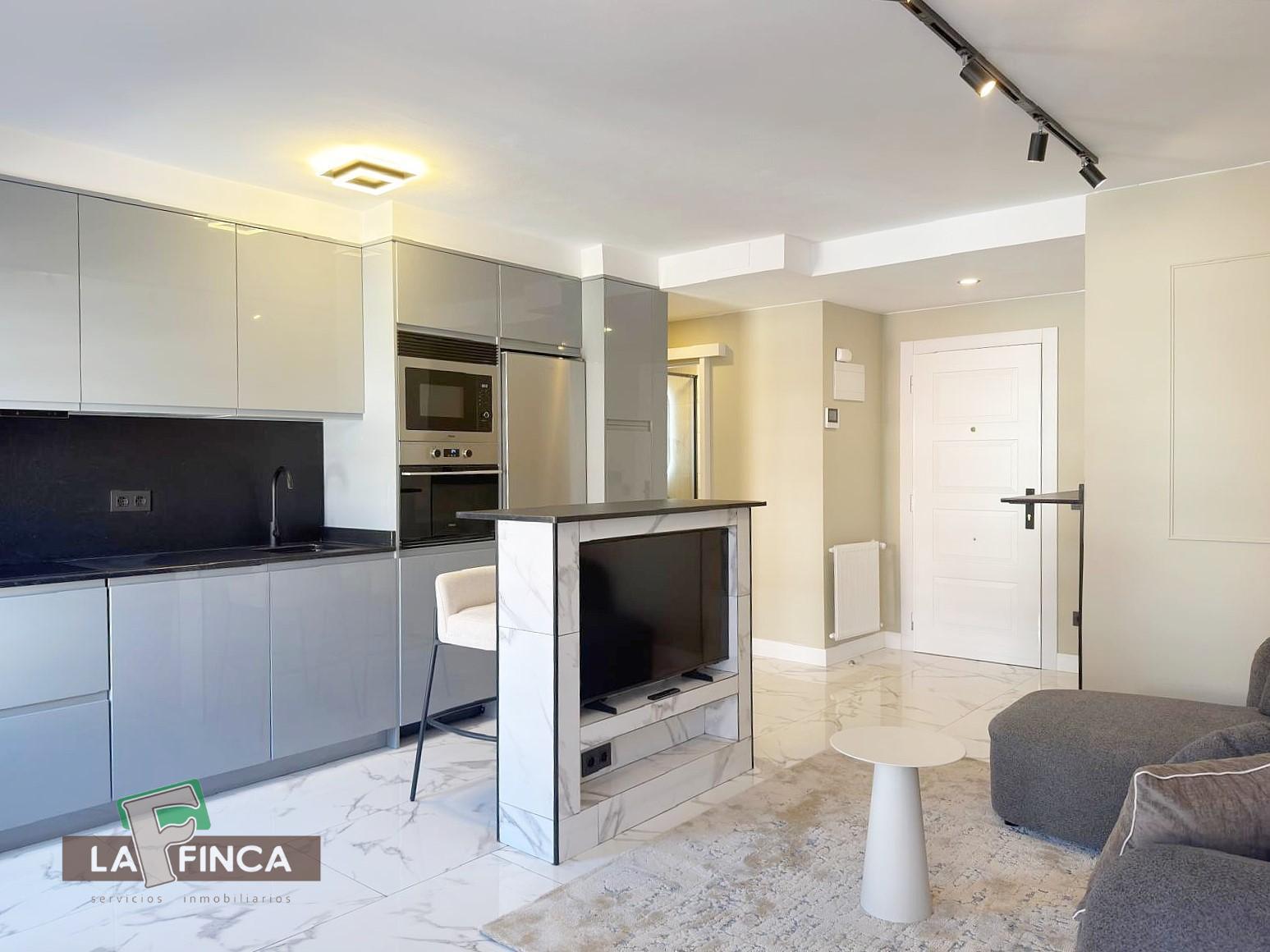 For rent of flat in Oviedo