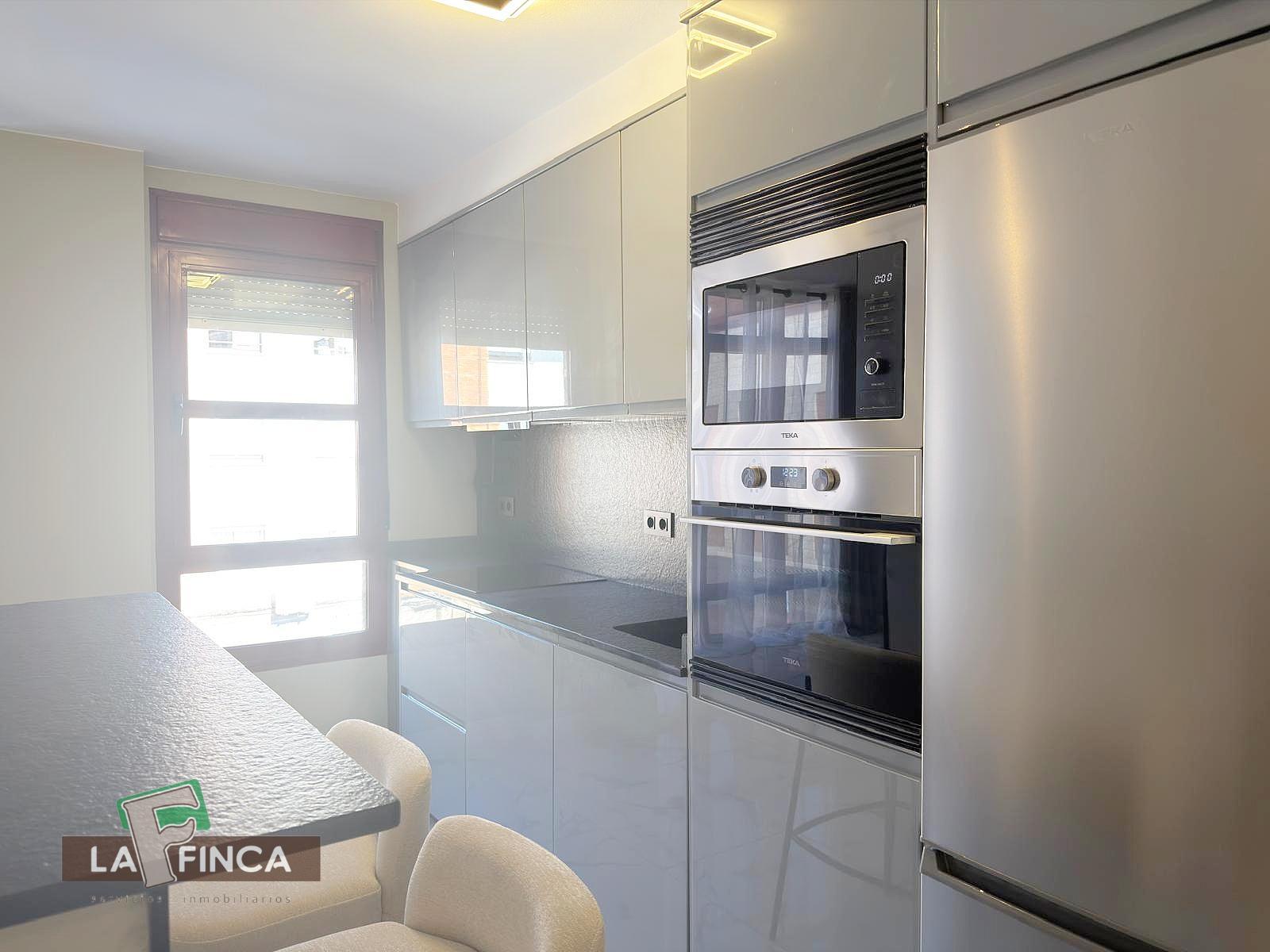 For rent of flat in Oviedo