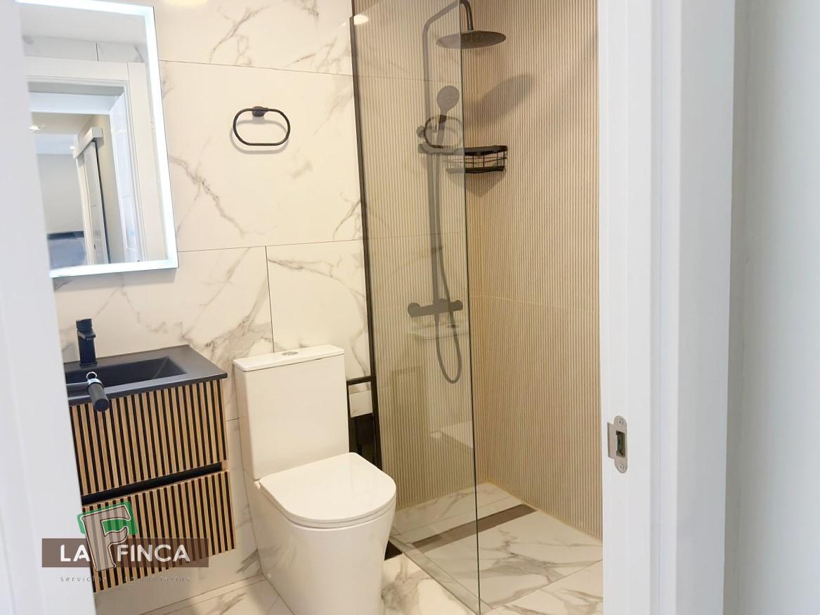 For rent of flat in Oviedo