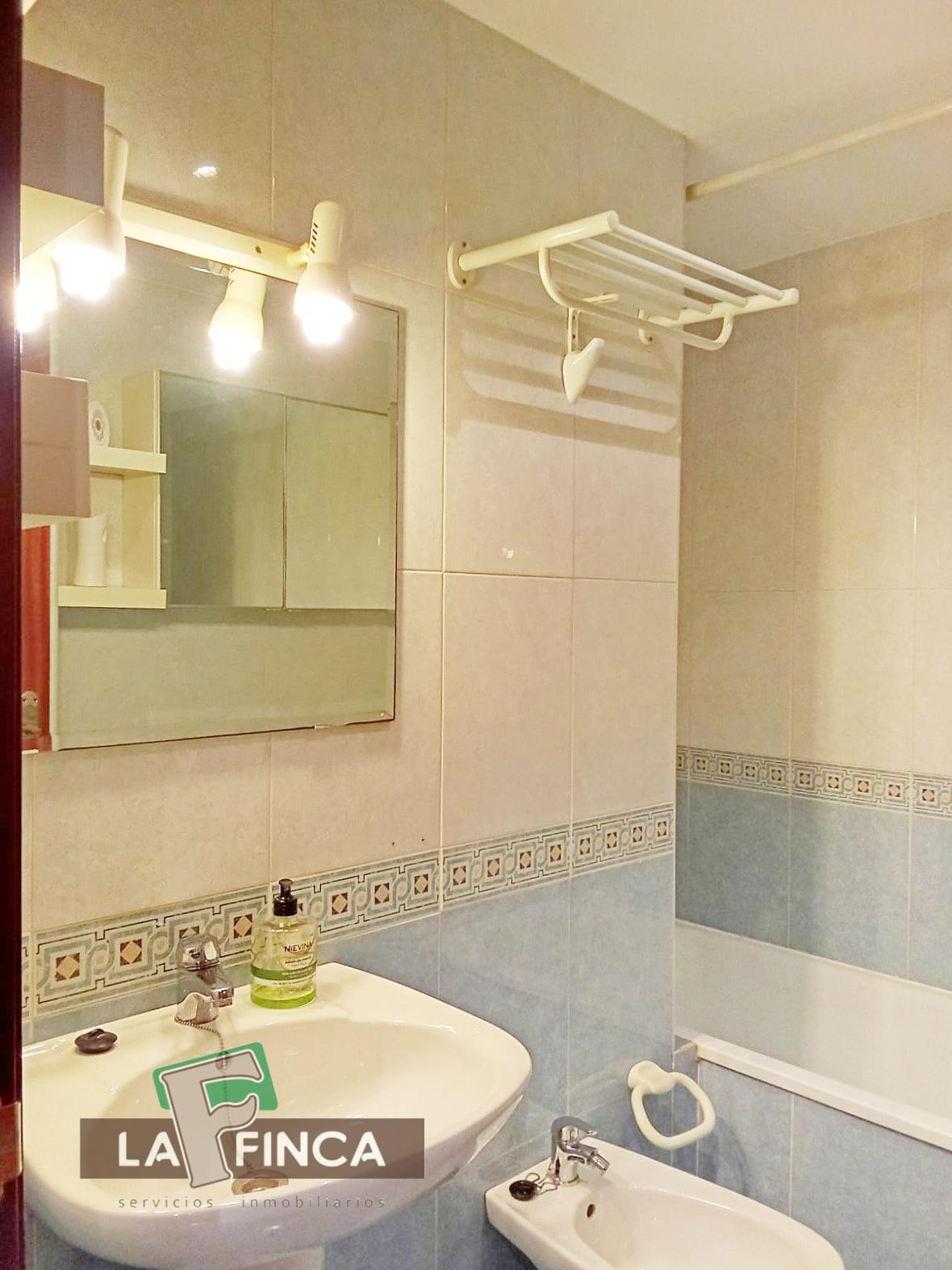 Venta de piso en Castrillón