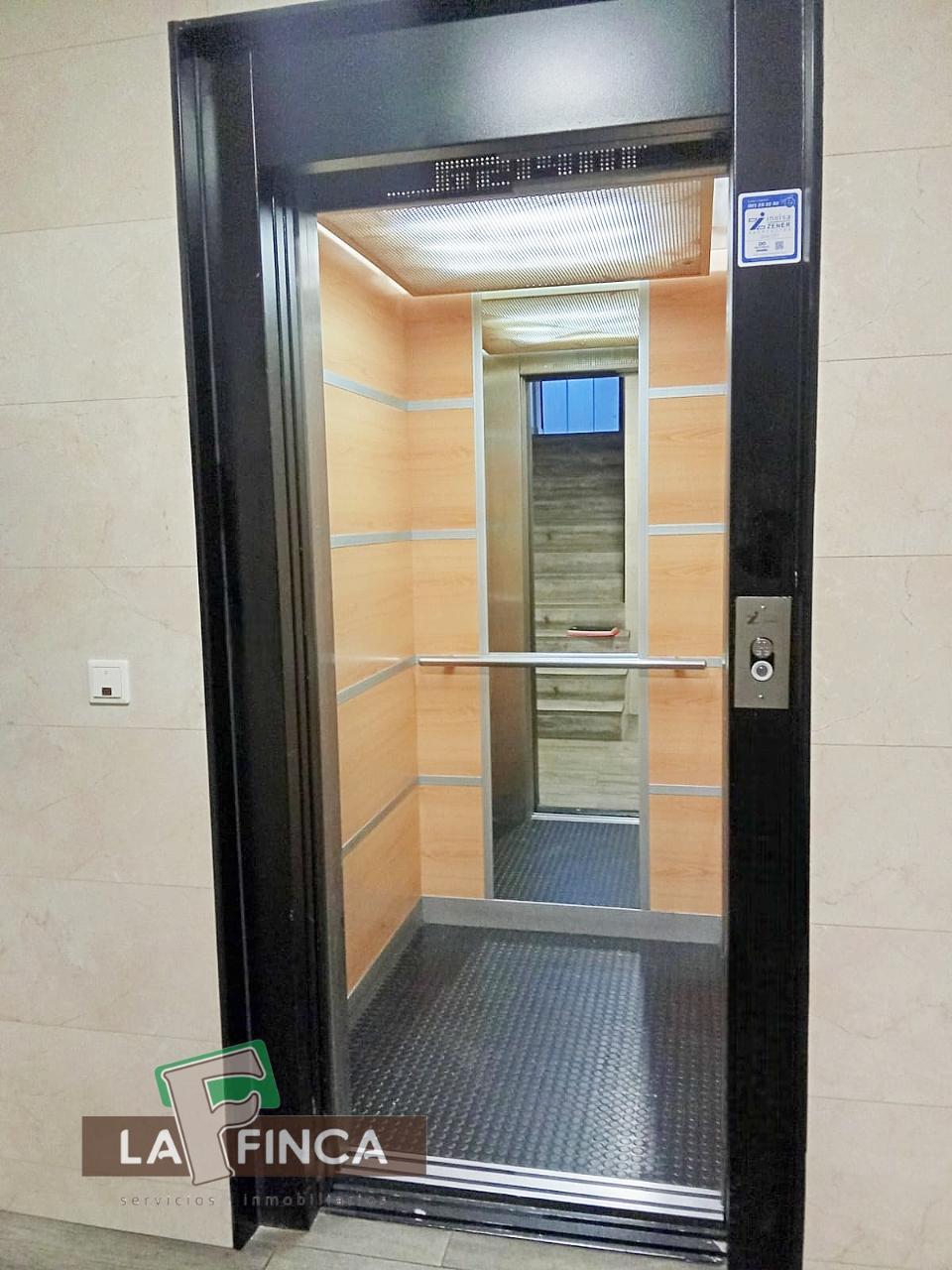 Venta de piso en Castrillón