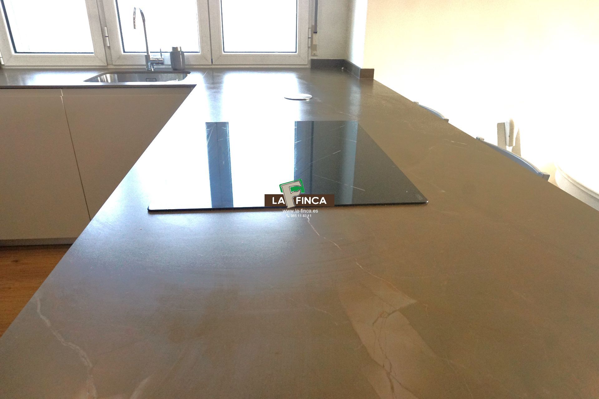 For sale of flat in Gijón