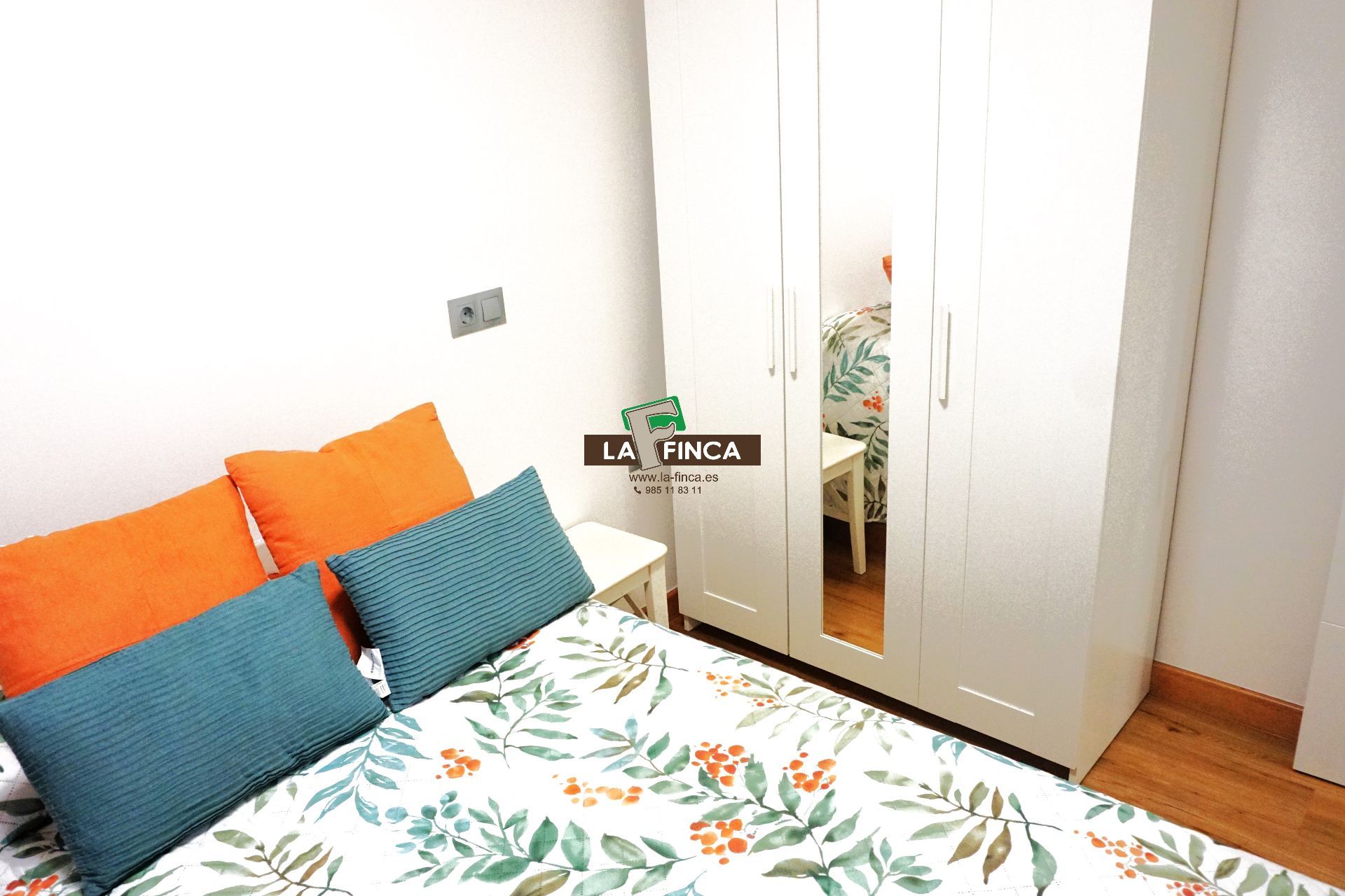 For sale of flat in Gijón