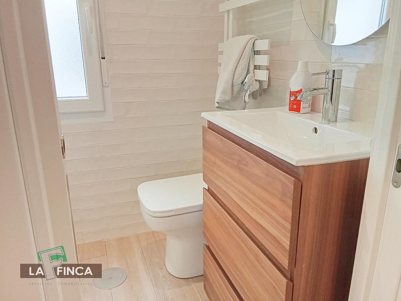 For sale of flat in Gijón