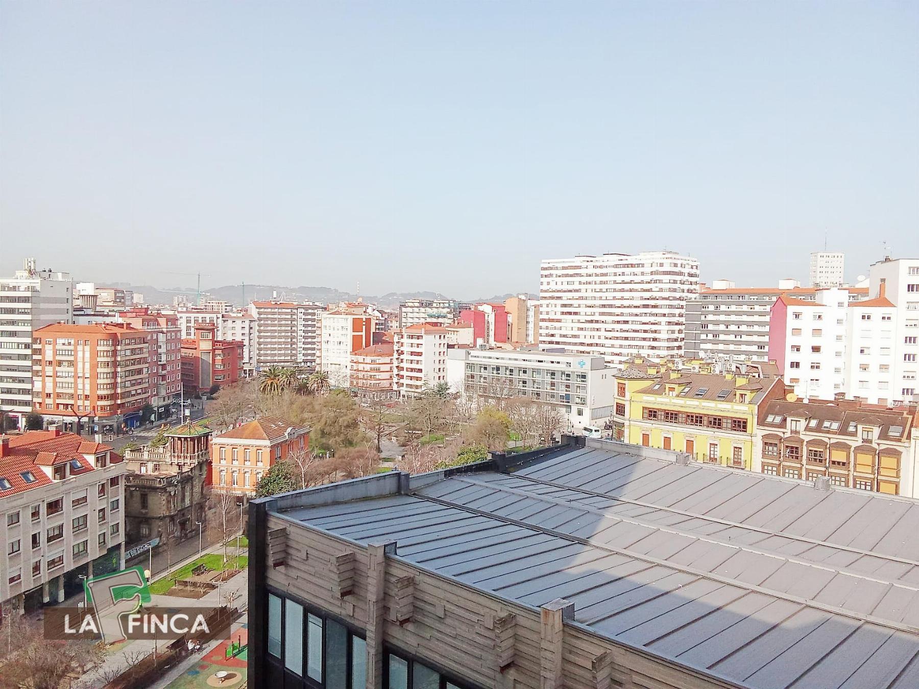 For sale of flat in Gijón