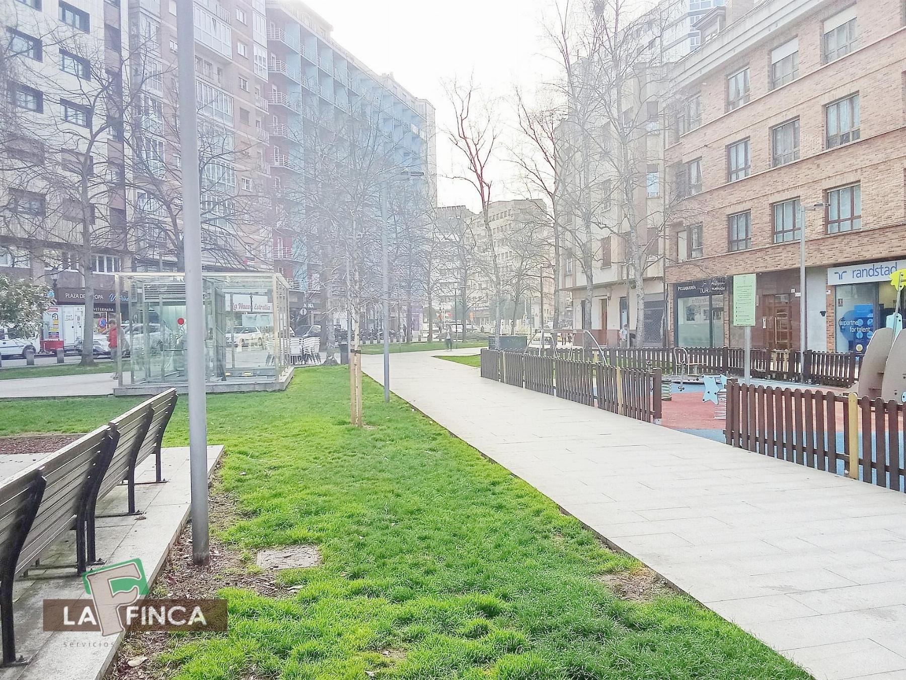 For sale of flat in Gijón