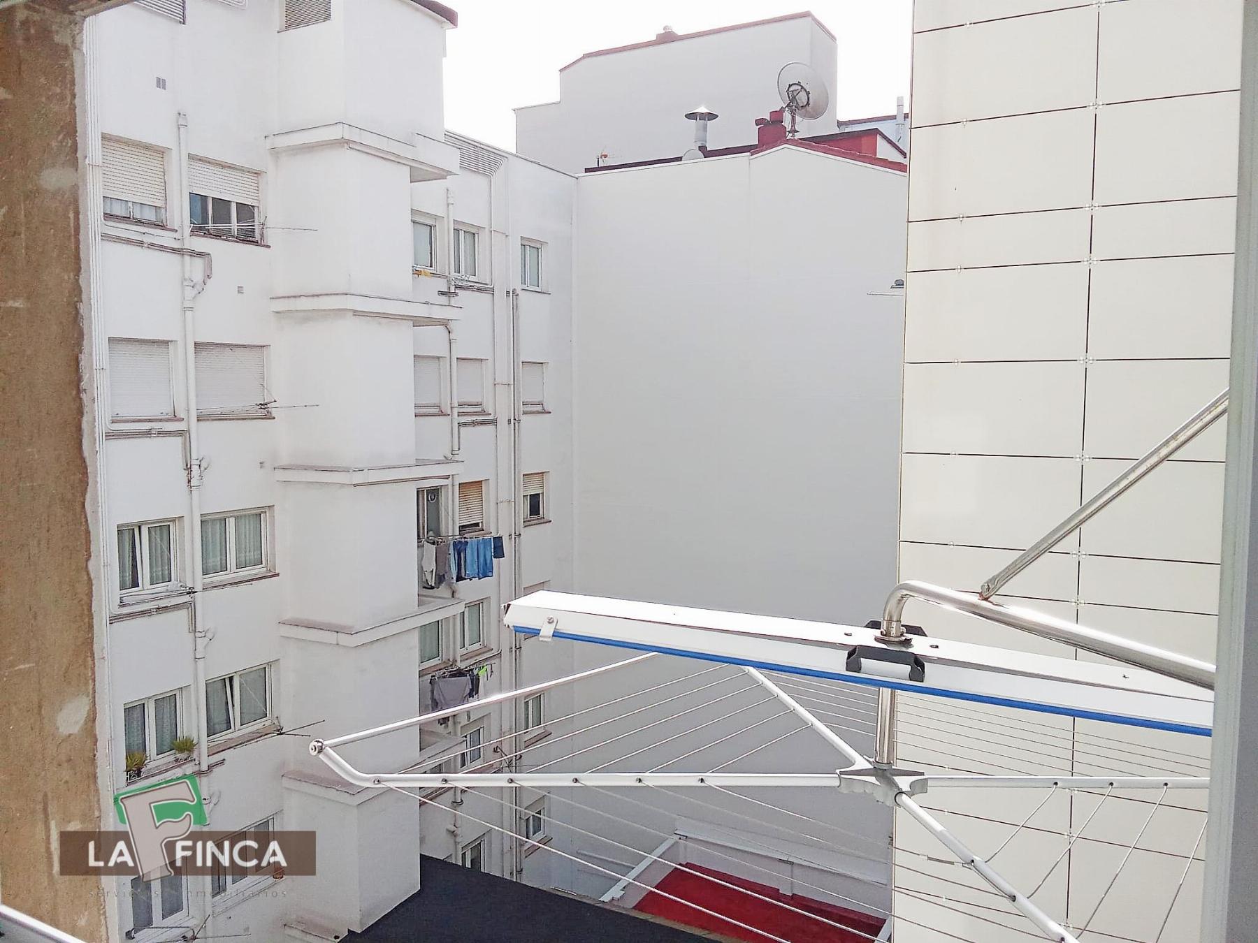 For sale of flat in Gijón