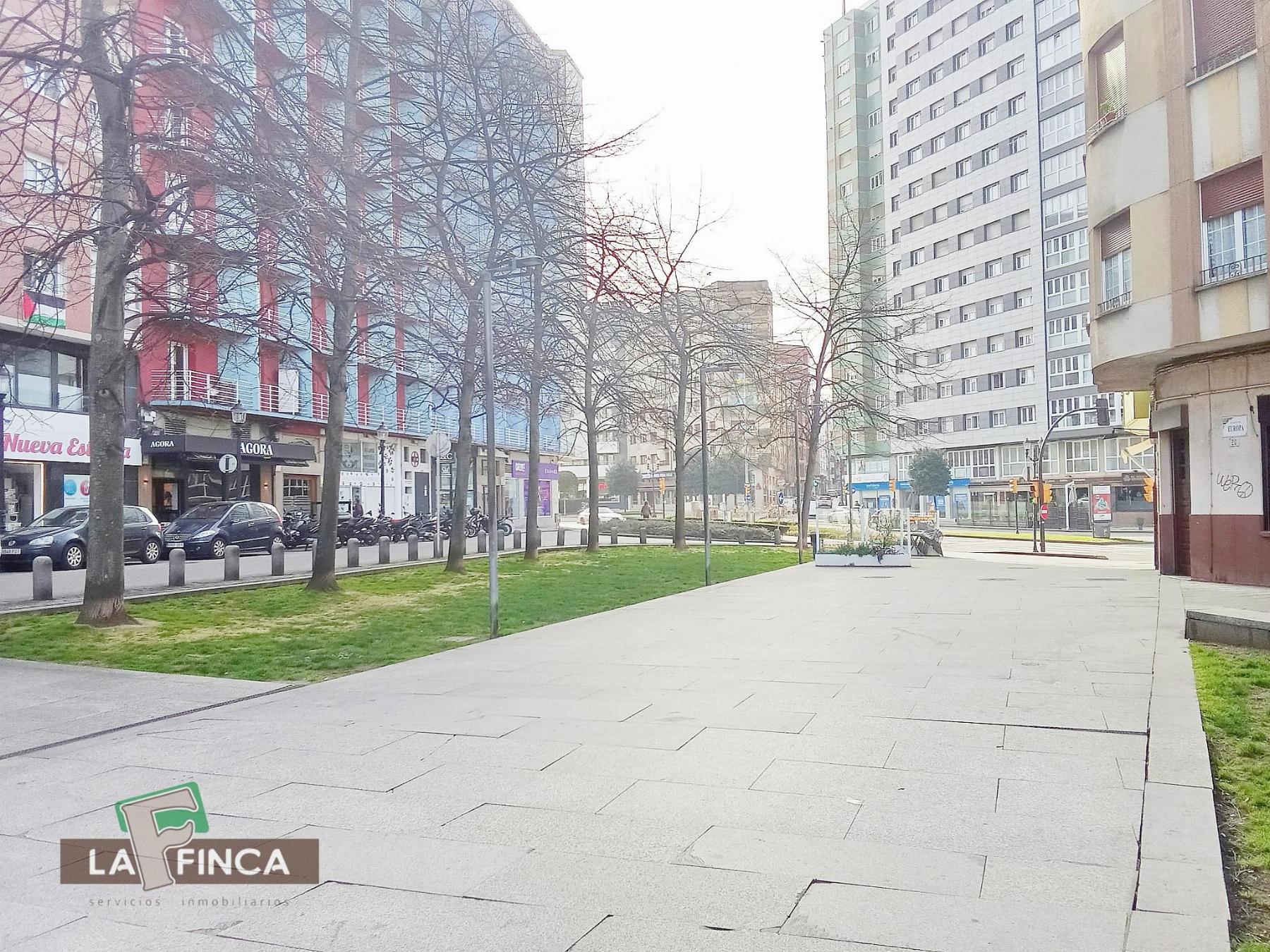 For sale of flat in Gijón