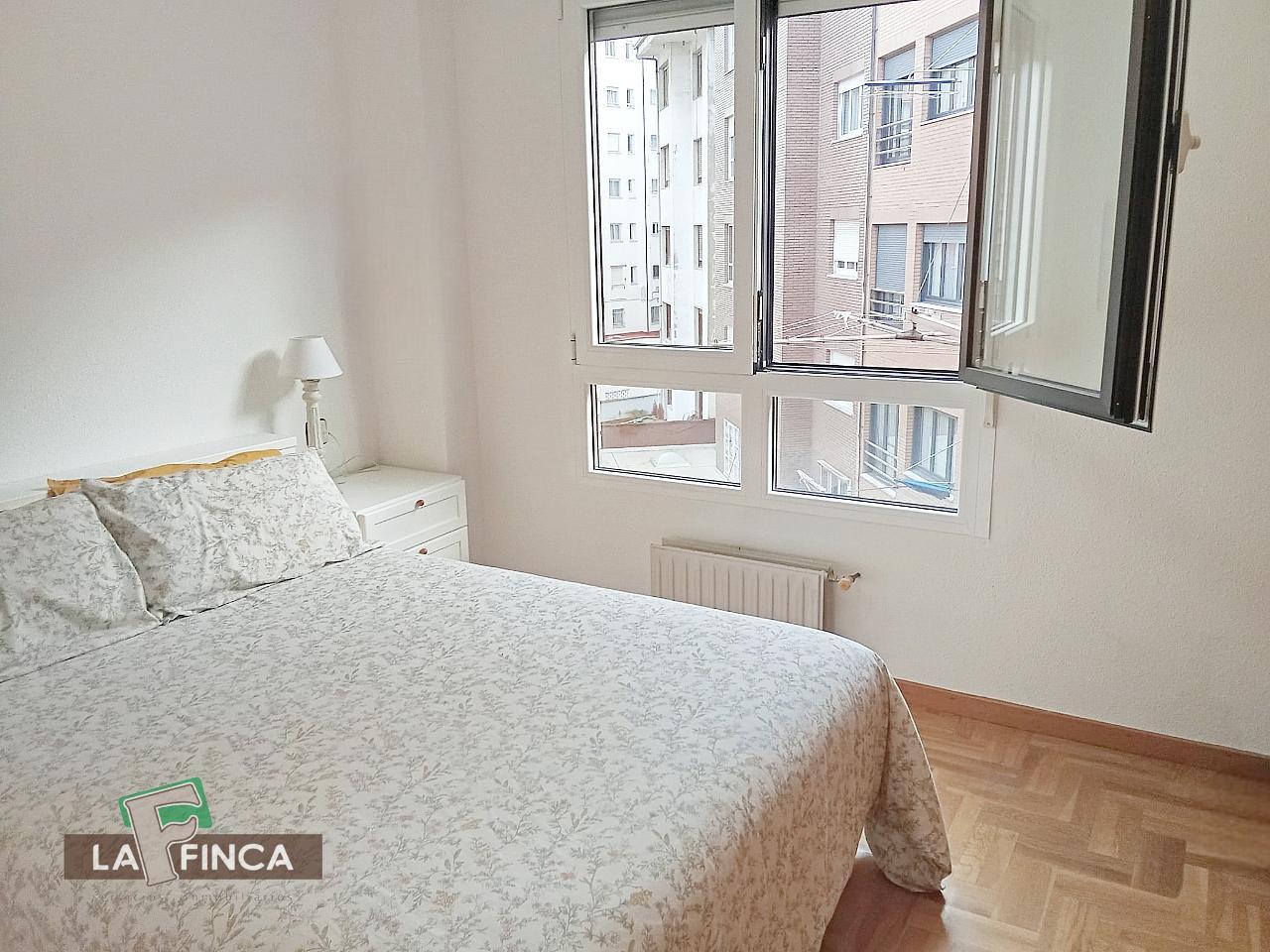 Venta de piso en Oviedo