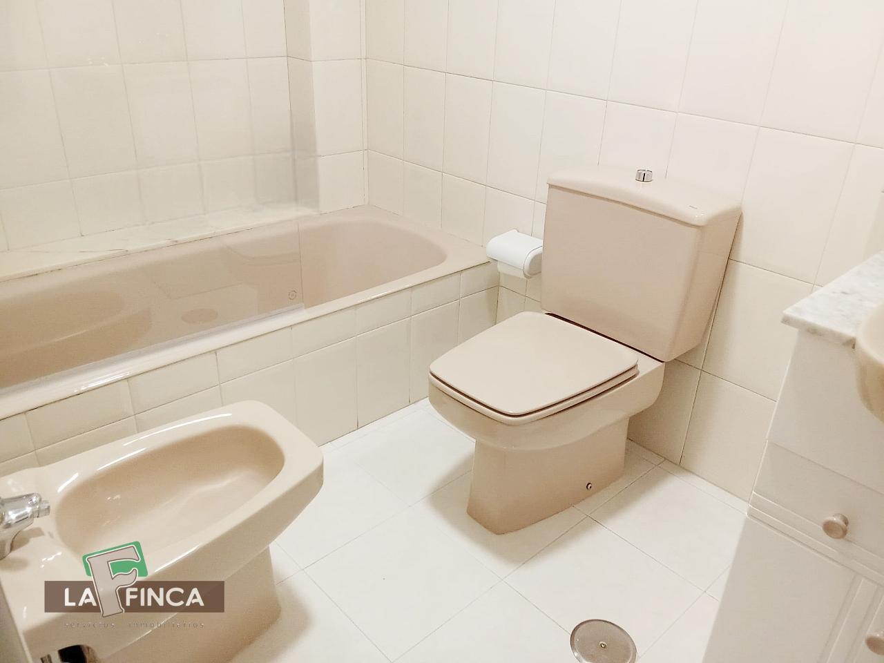 Venta de piso en Oviedo