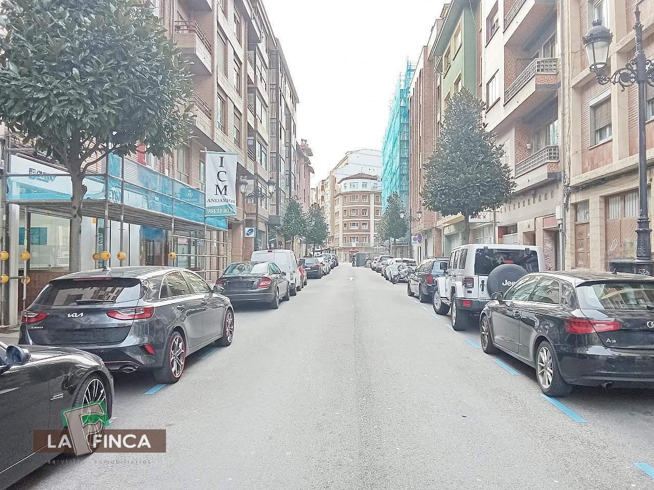 Venta de piso en Oviedo