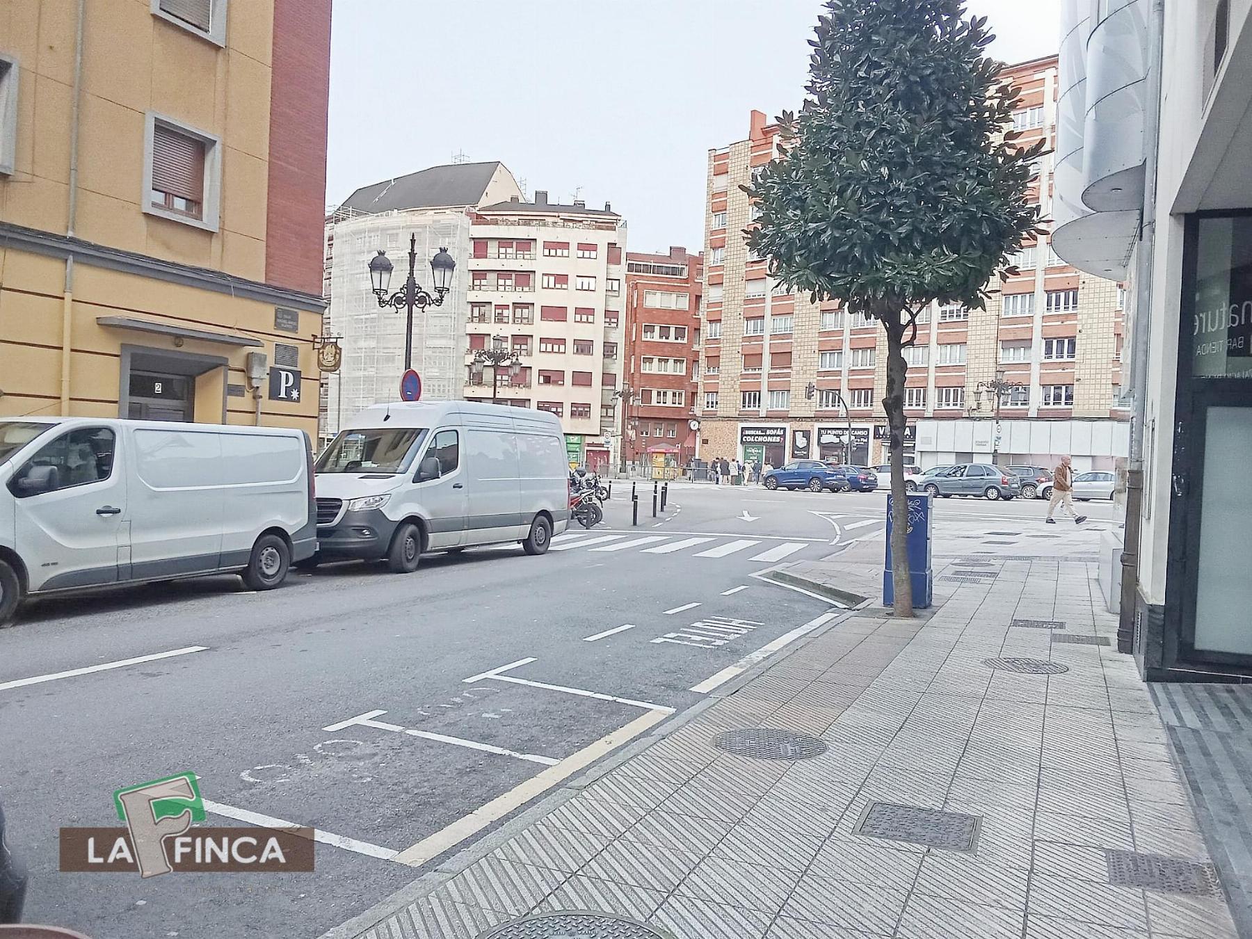 Venta de piso en Oviedo