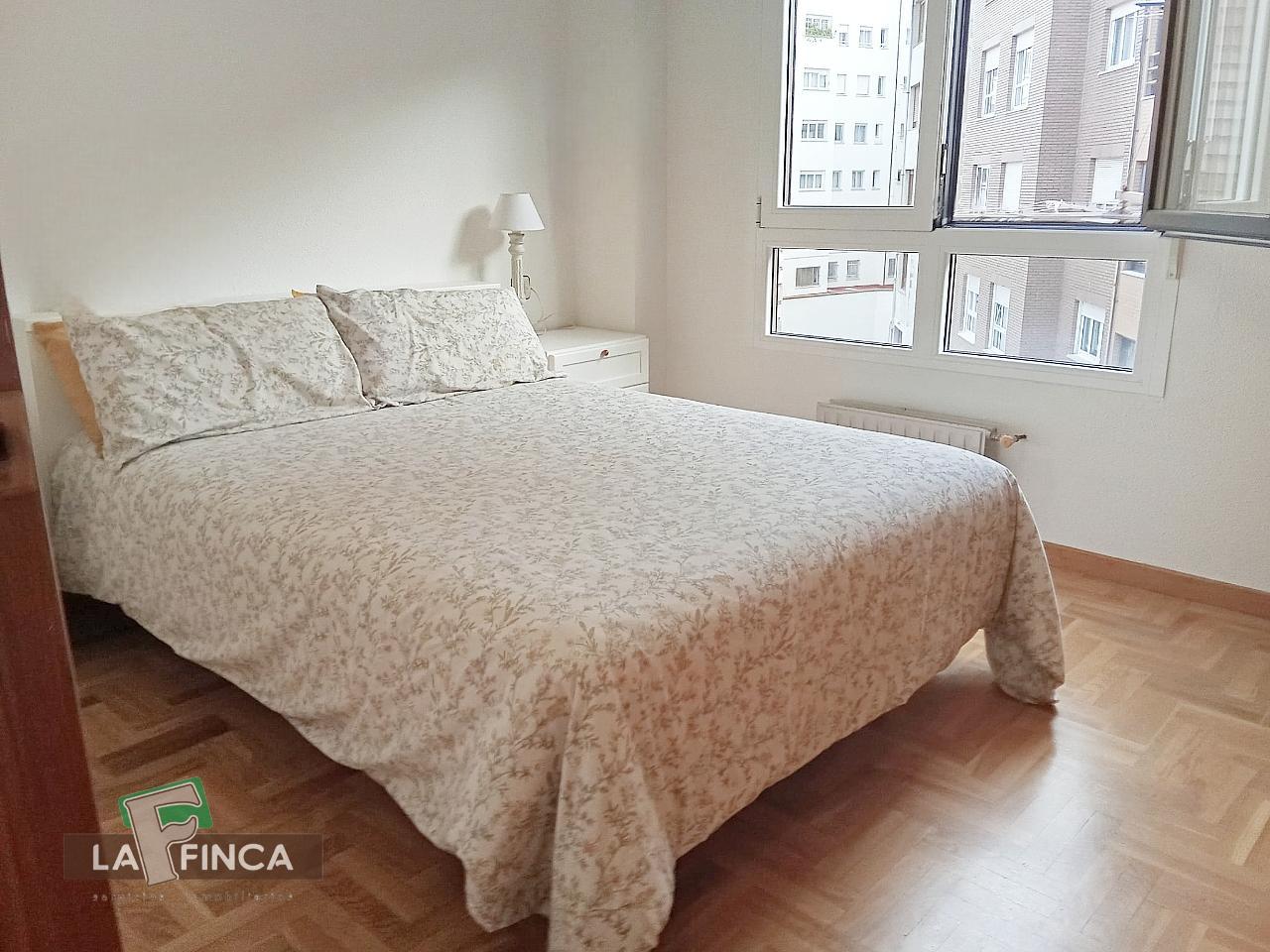 Venta de piso en Oviedo