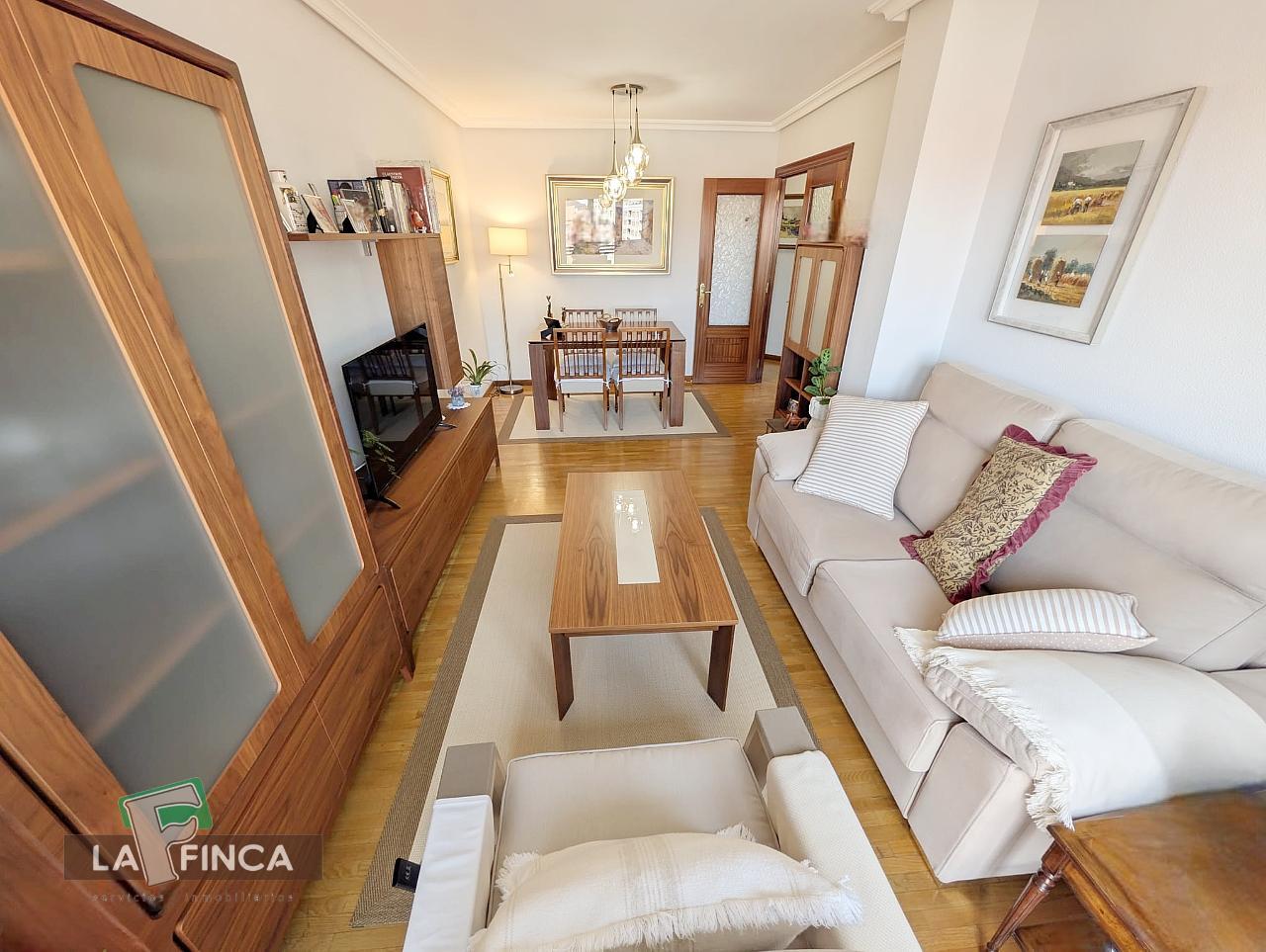 Venta de piso en Oviedo