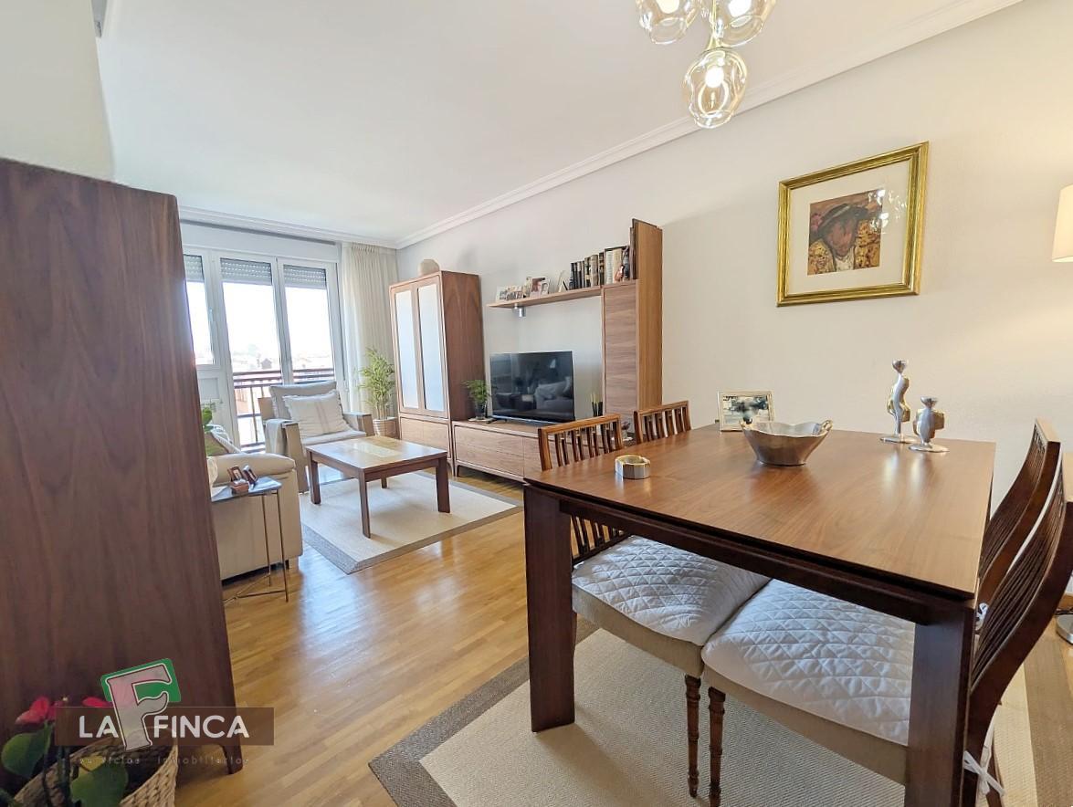 Venta de piso en Oviedo