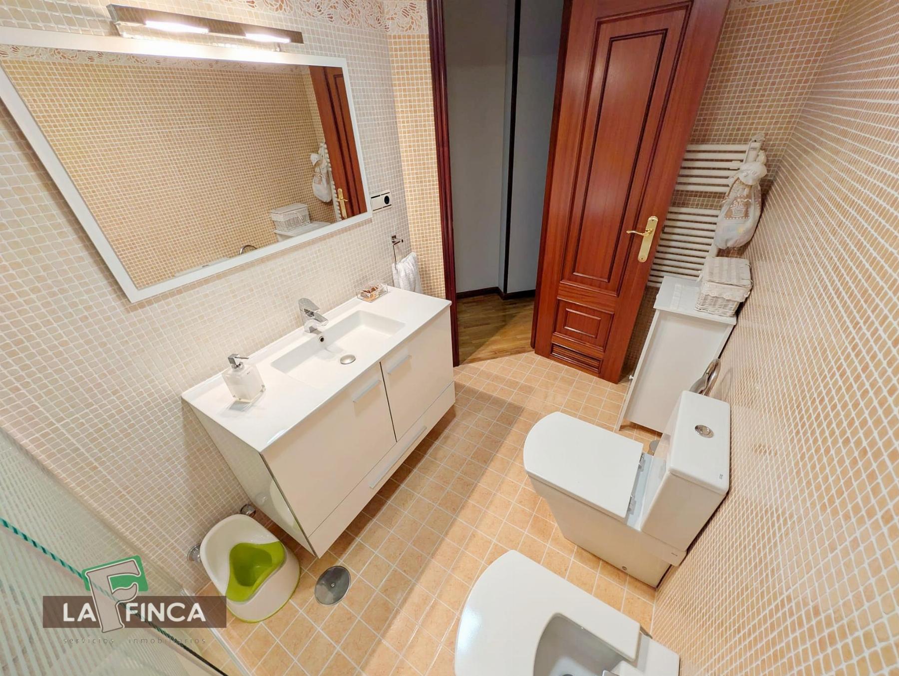 Venta de piso en Oviedo