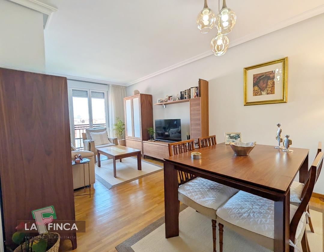 Venta de piso en Oviedo