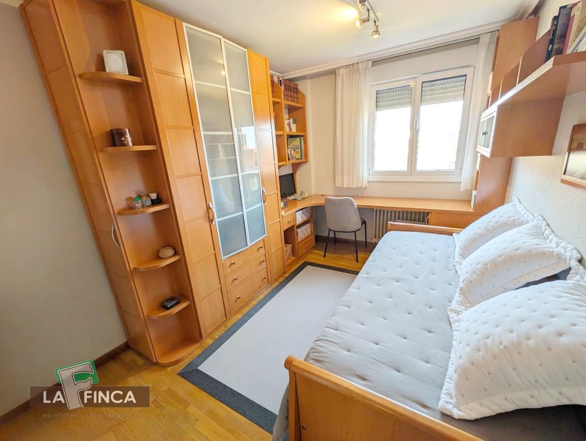 Venta de piso en Oviedo