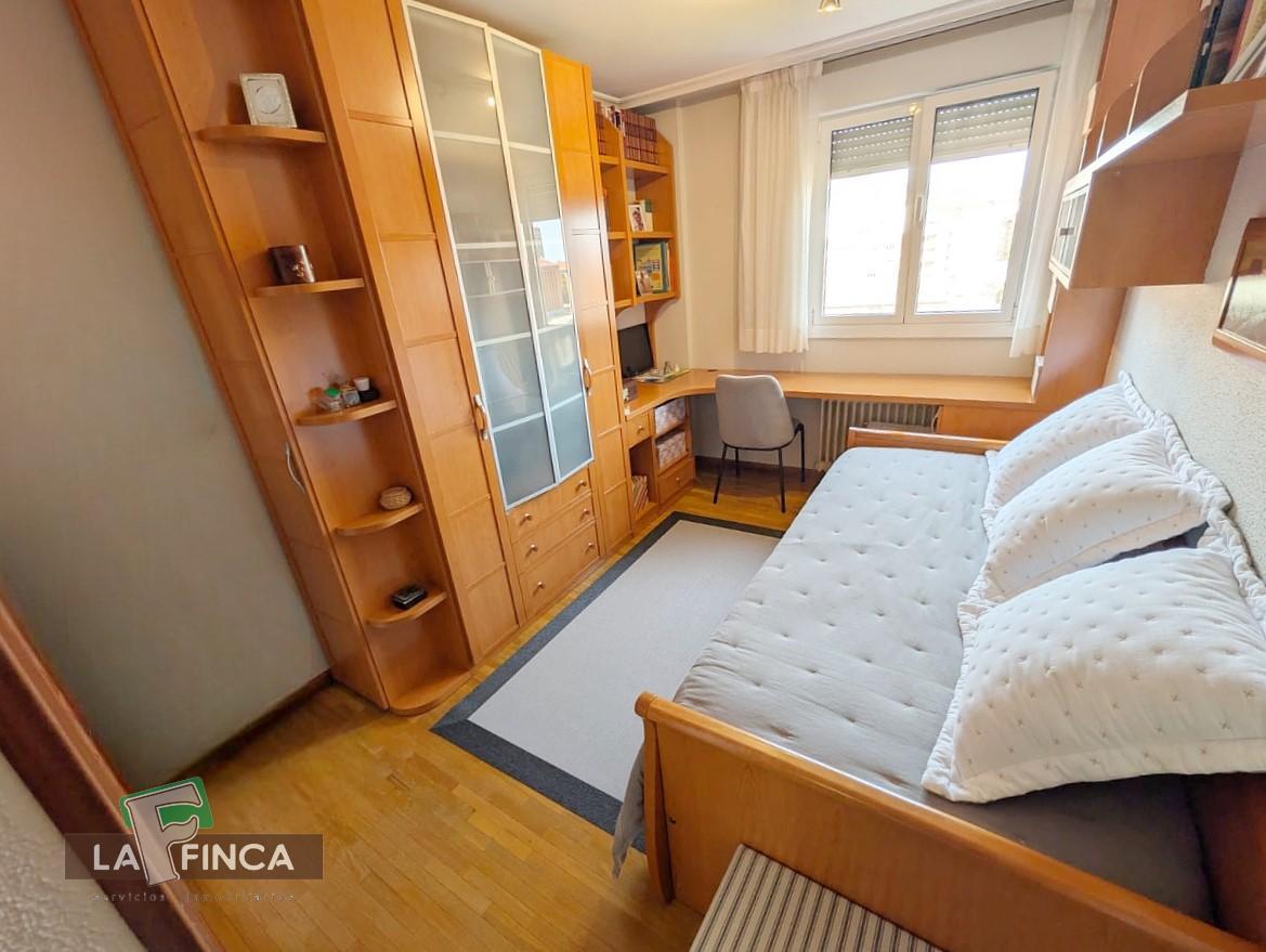 Venta de piso en Oviedo