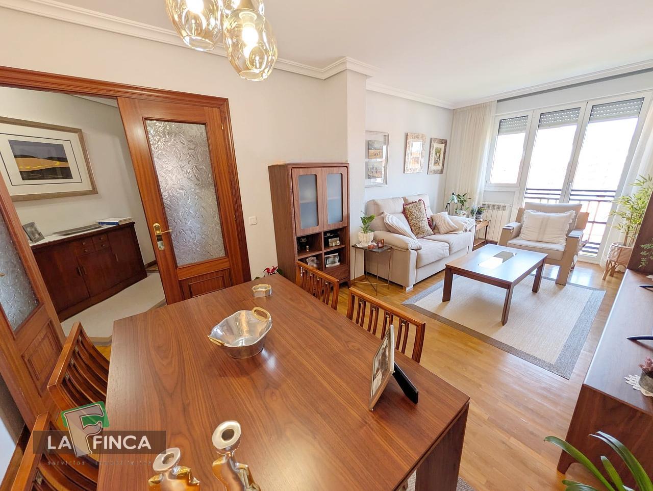 Venta de piso en Oviedo