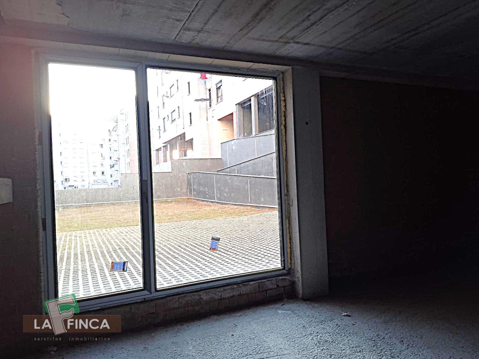 Venta de local en Oviedo