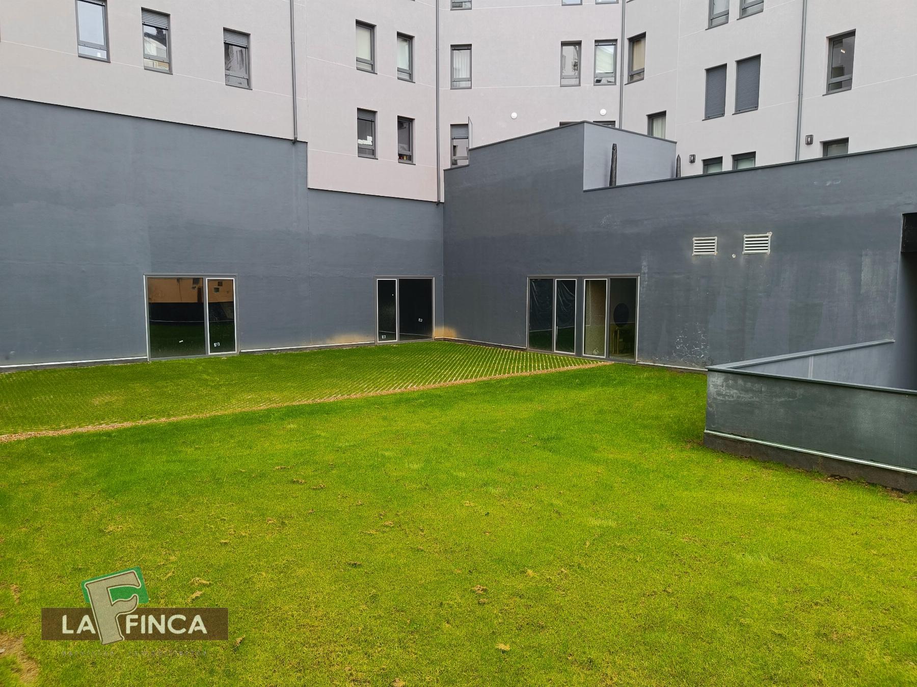 Venta de local en Oviedo