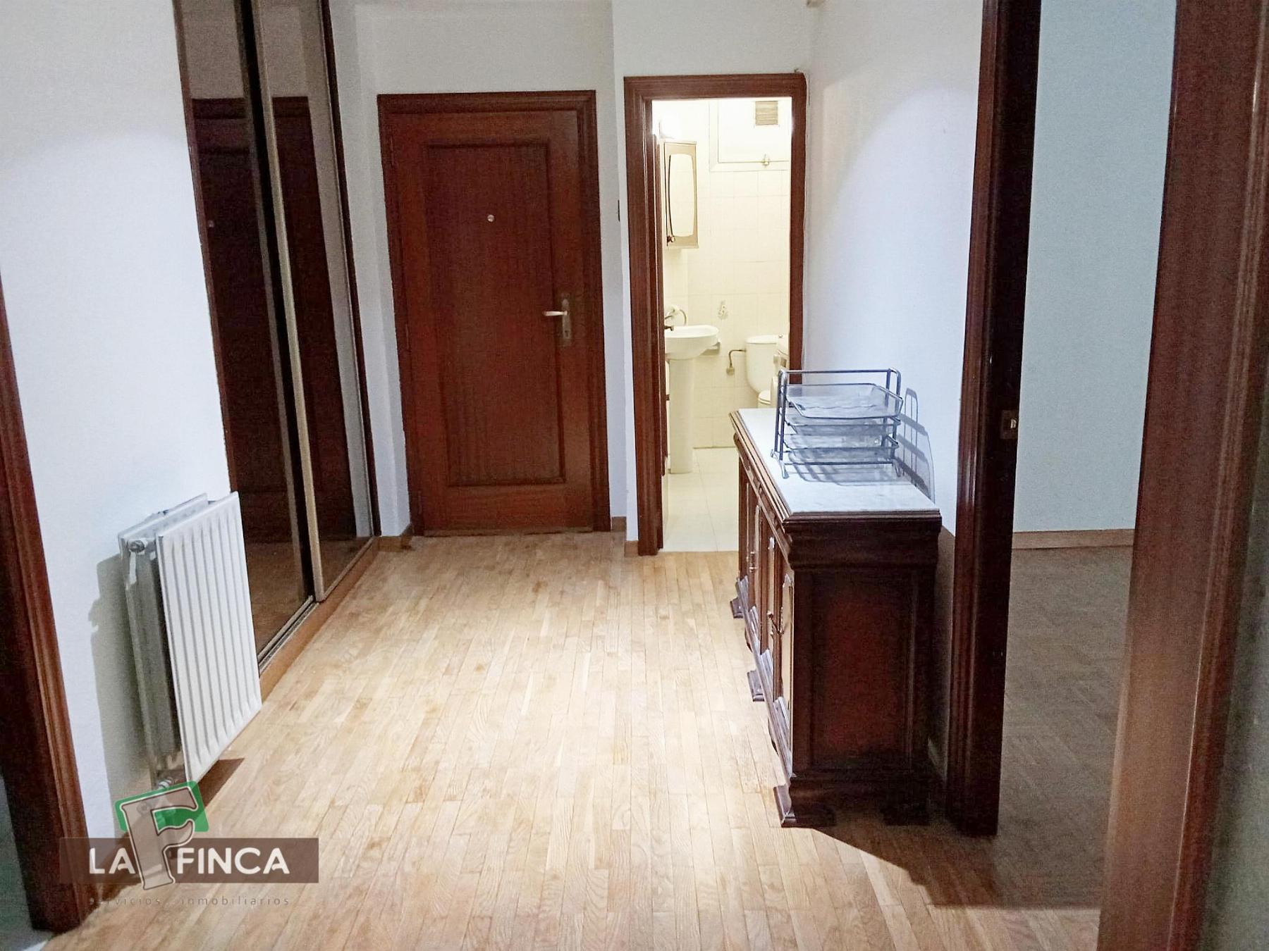 Venta de piso en Oviedo