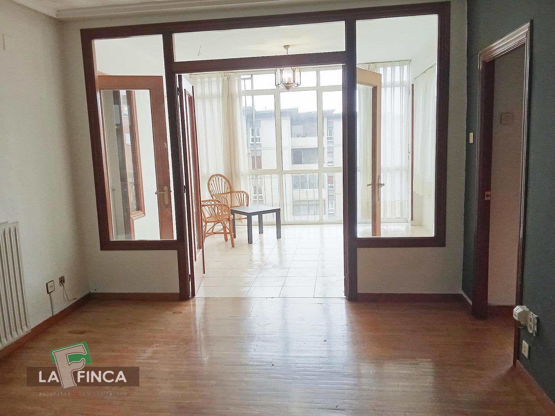 For sale of flat in Oviedo
