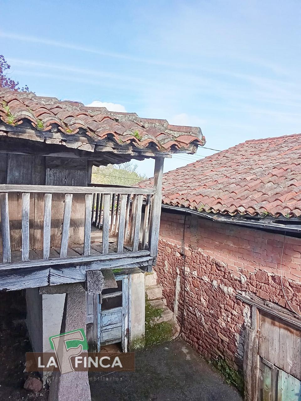 Venta de casa en Villaviciosa