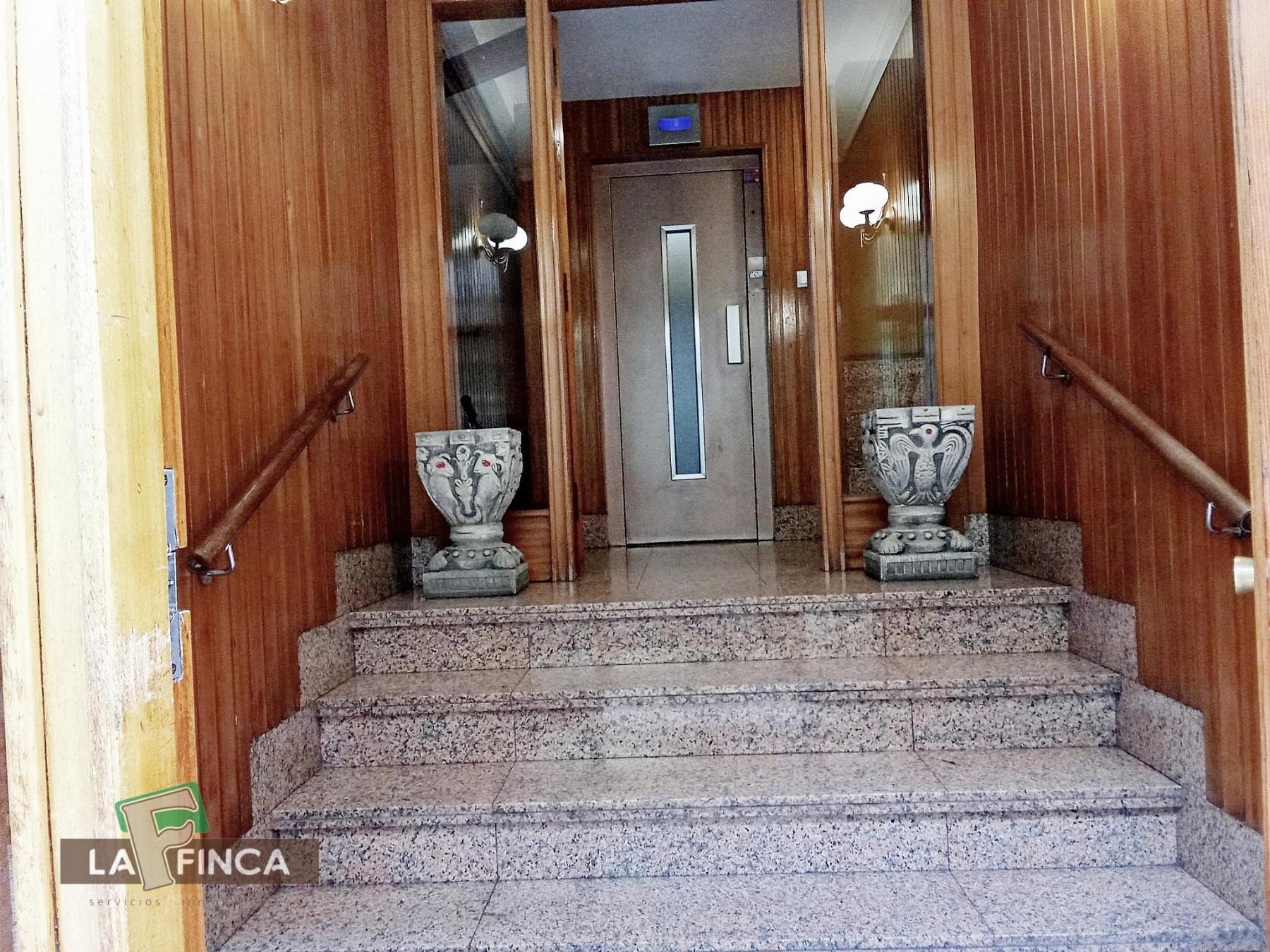 Venta de piso en Oviedo