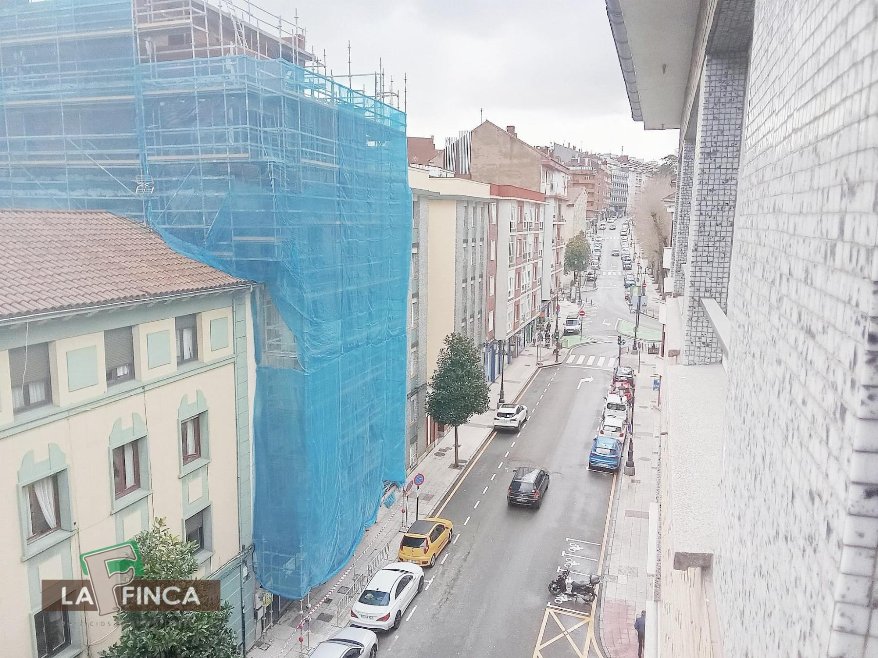 Venta de piso en Oviedo