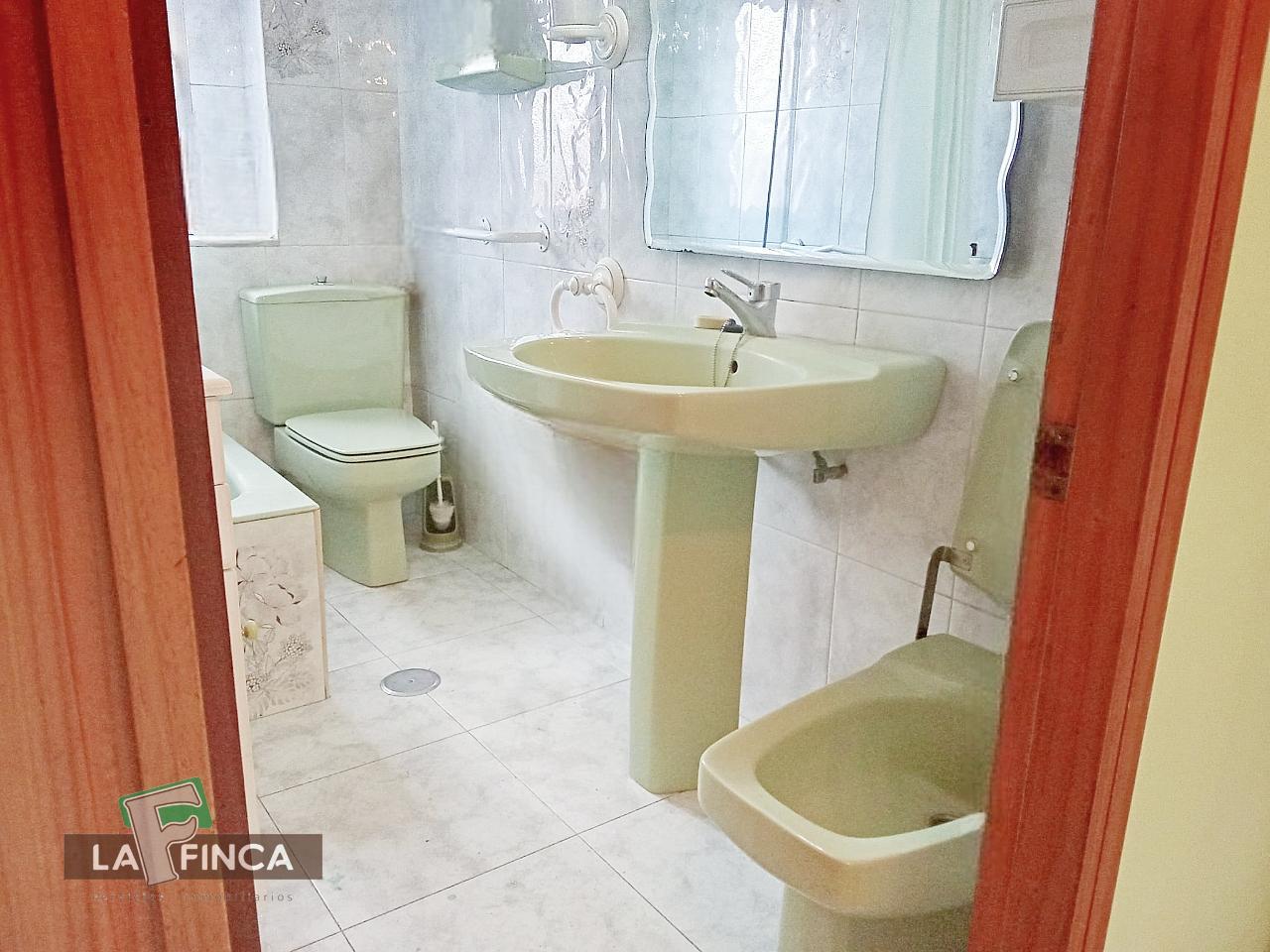 Venta de piso en Oviedo