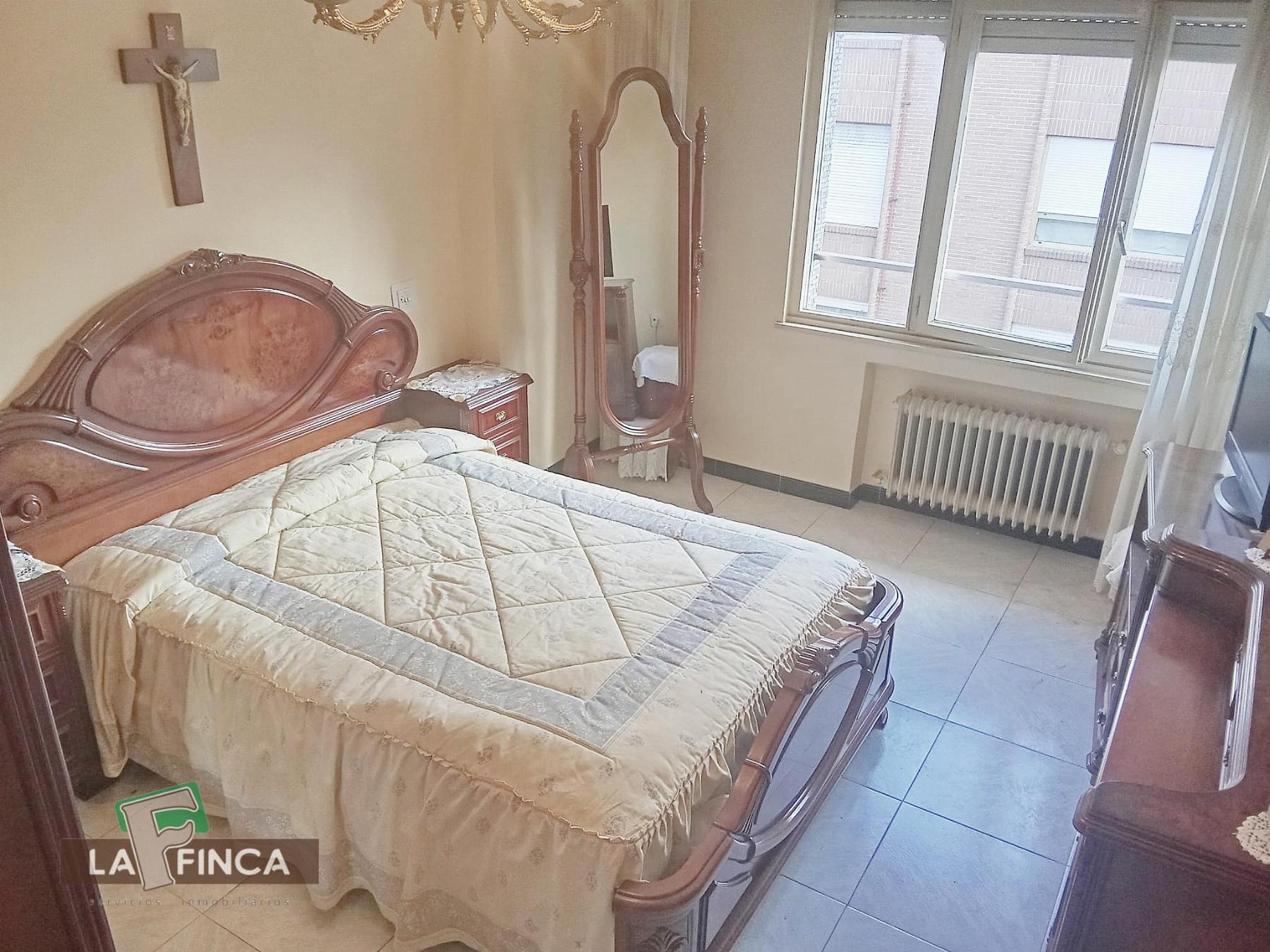 Venta de piso en Oviedo