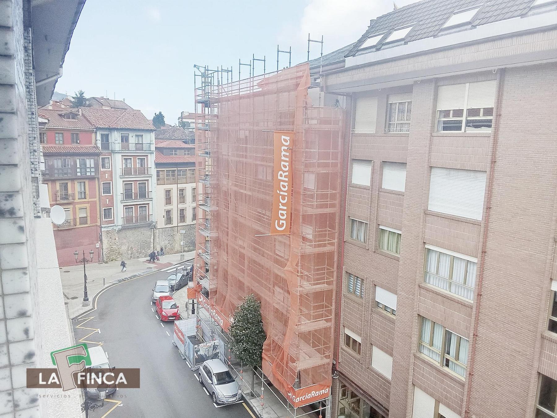 Venta de piso en Oviedo