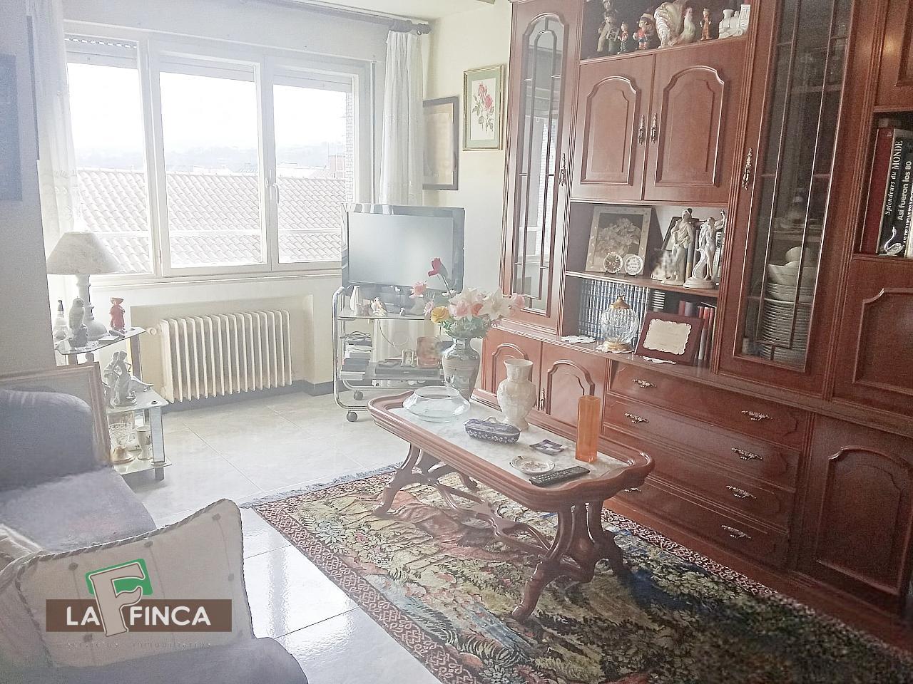 Venta de piso en Oviedo