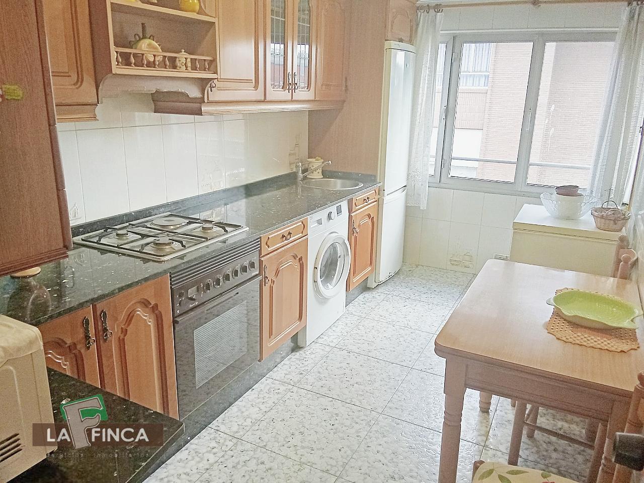 Venta de piso en Oviedo