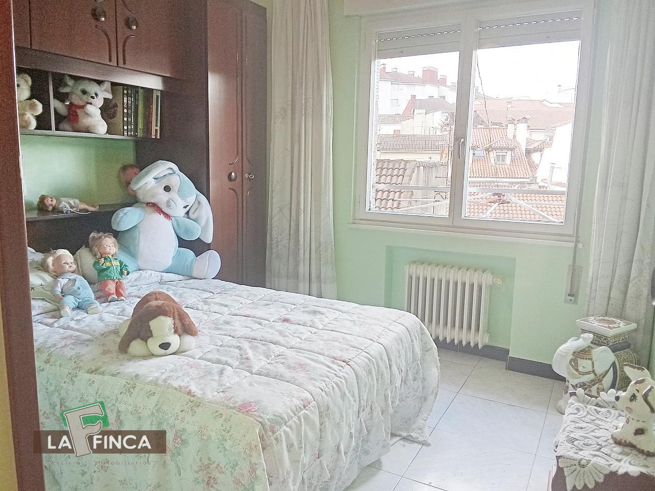 Venta de piso en Oviedo