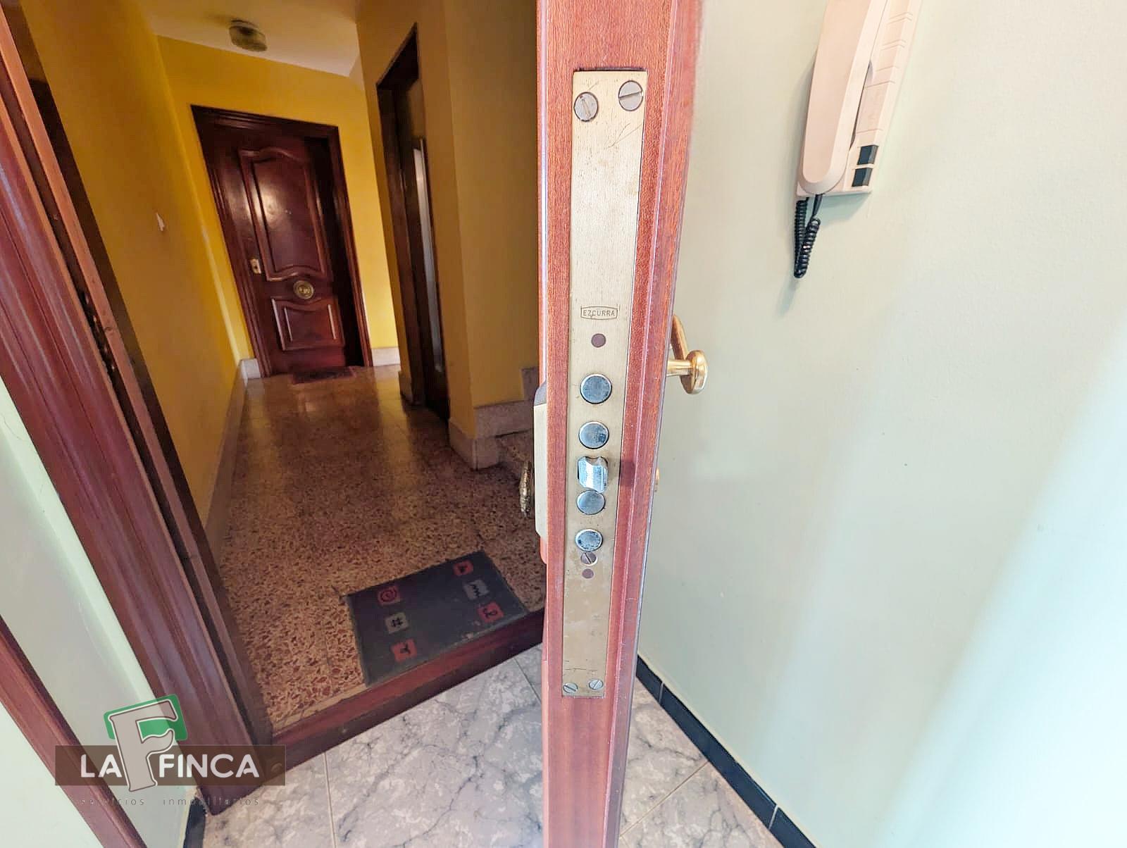 For sale of flat in Oviedo