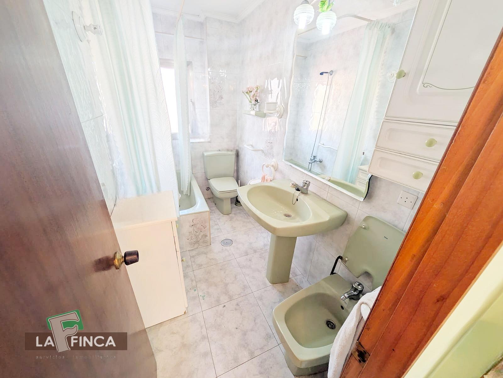 For sale of flat in Oviedo