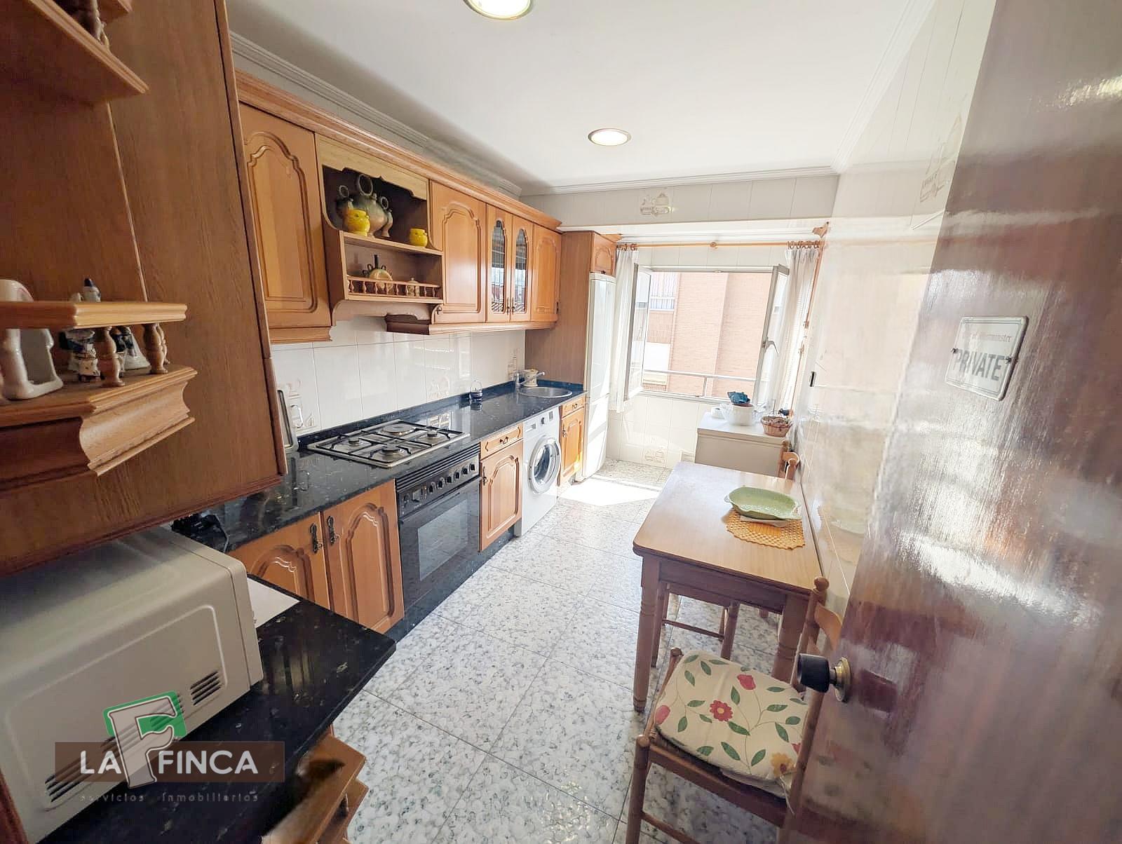 For sale of flat in Oviedo