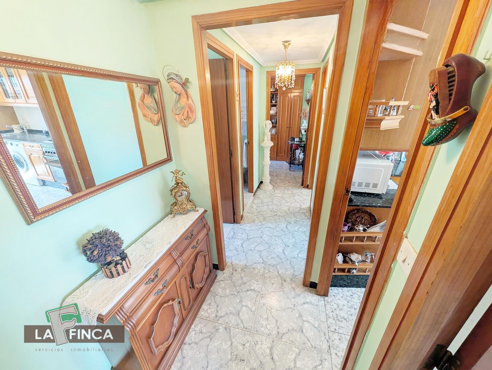 For sale of flat in Oviedo