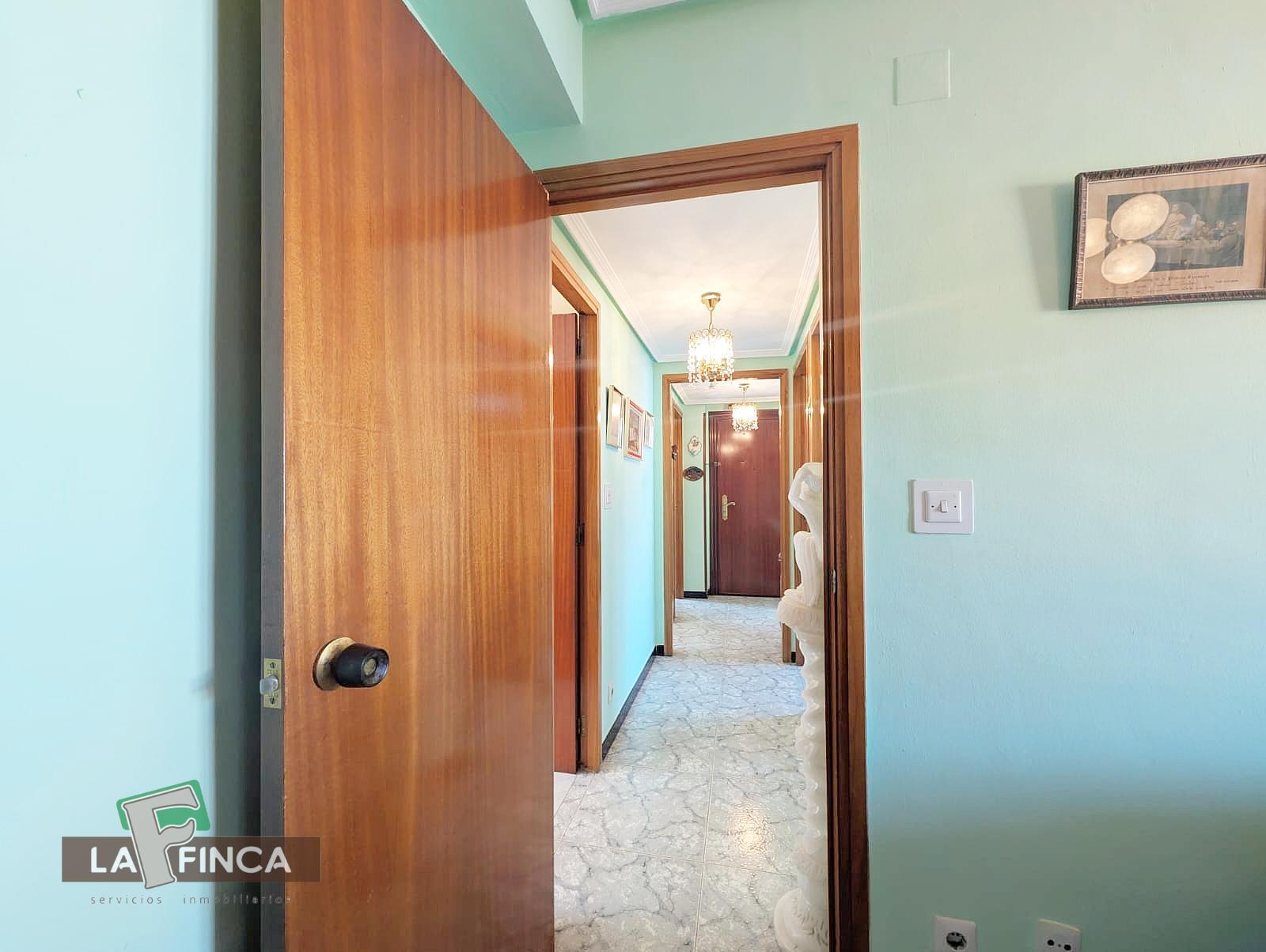For sale of flat in Oviedo